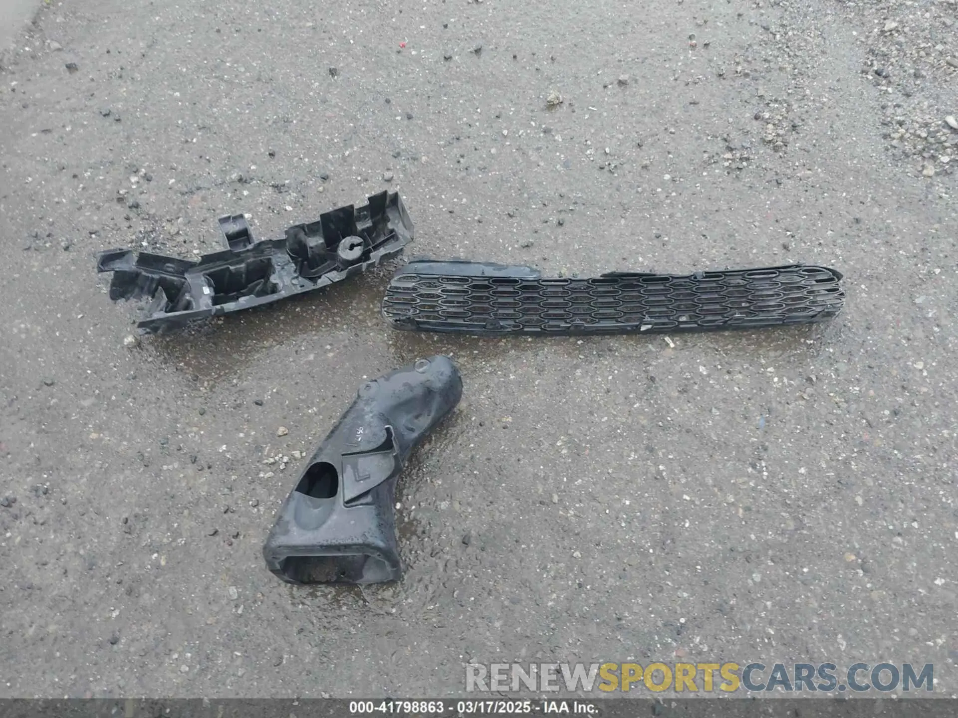 12 Photograph of a damaged car 2C3CDXGJ9MH561070 DODGE CHARGER 2021