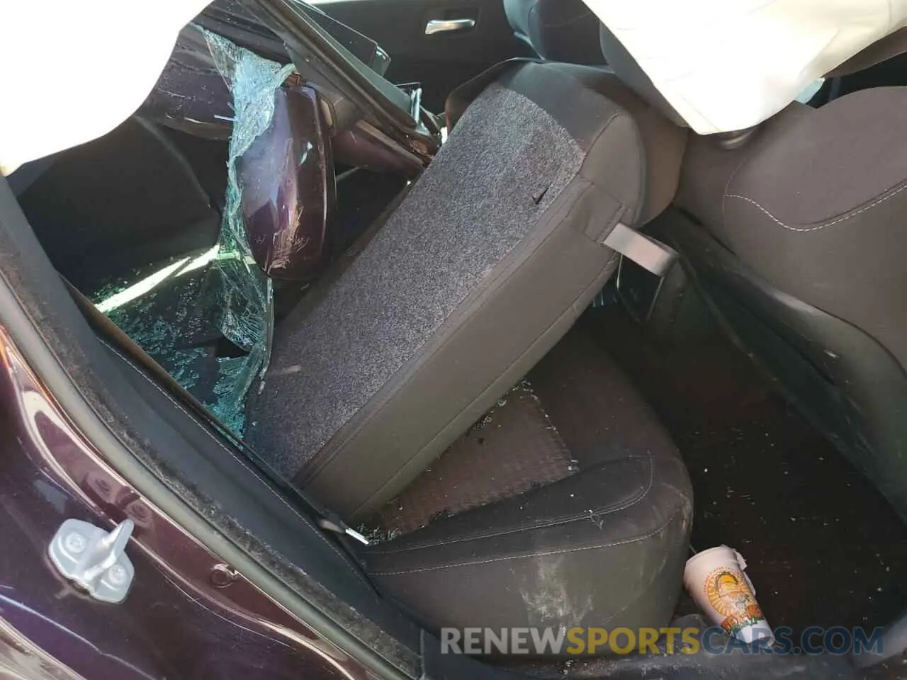 10 Photograph of a damaged car 2C3CDXHG0MH640145 DODGE CHARGER 2021