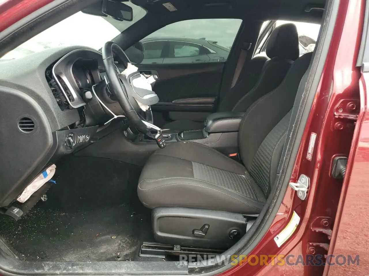 7 Photograph of a damaged car 2C3CDXHG1MH561647 DODGE CHARGER 2021