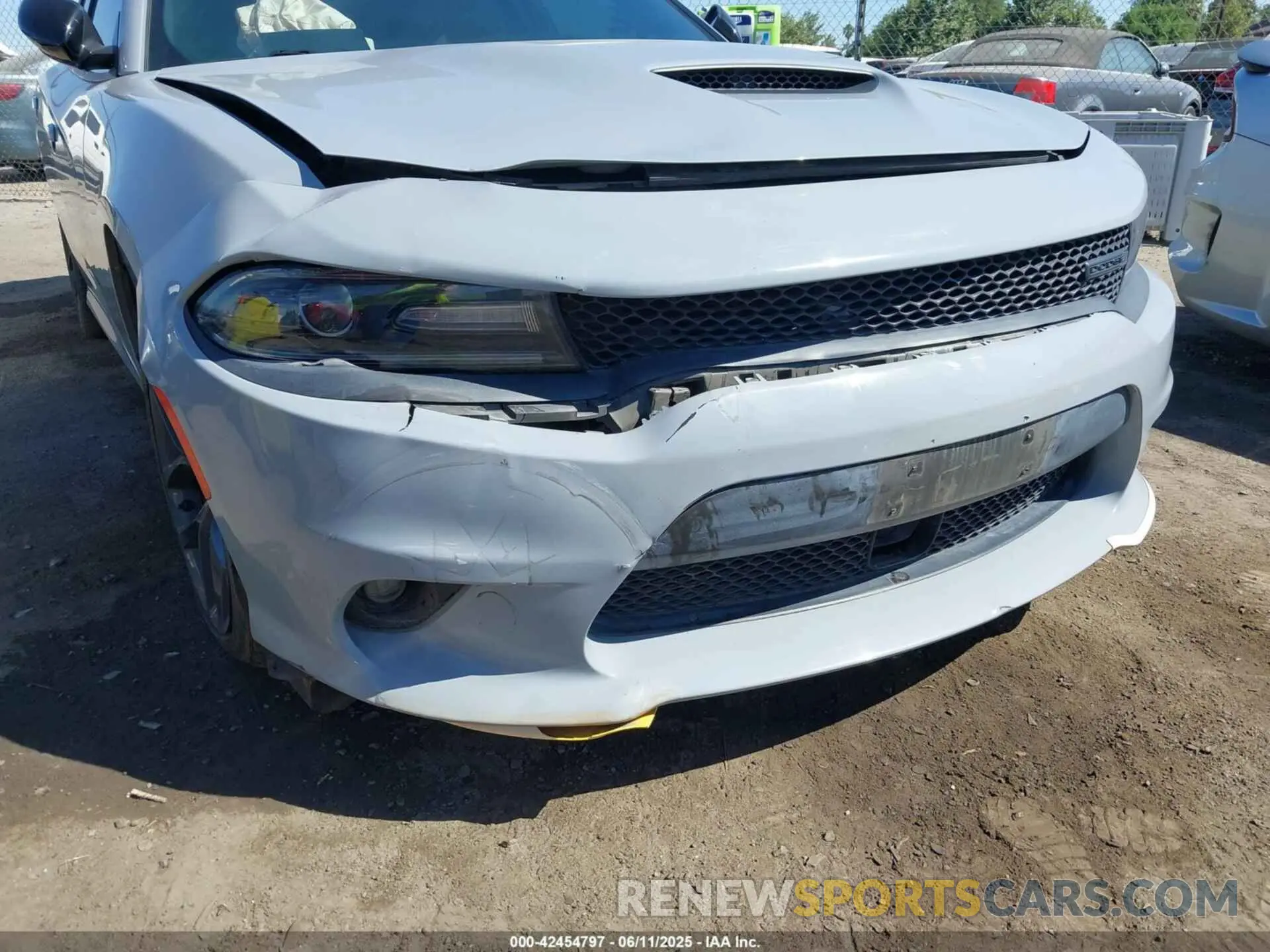 6 Photograph of a damaged car 2C3CDXHG1MH639537 DODGE CHARGER 2021