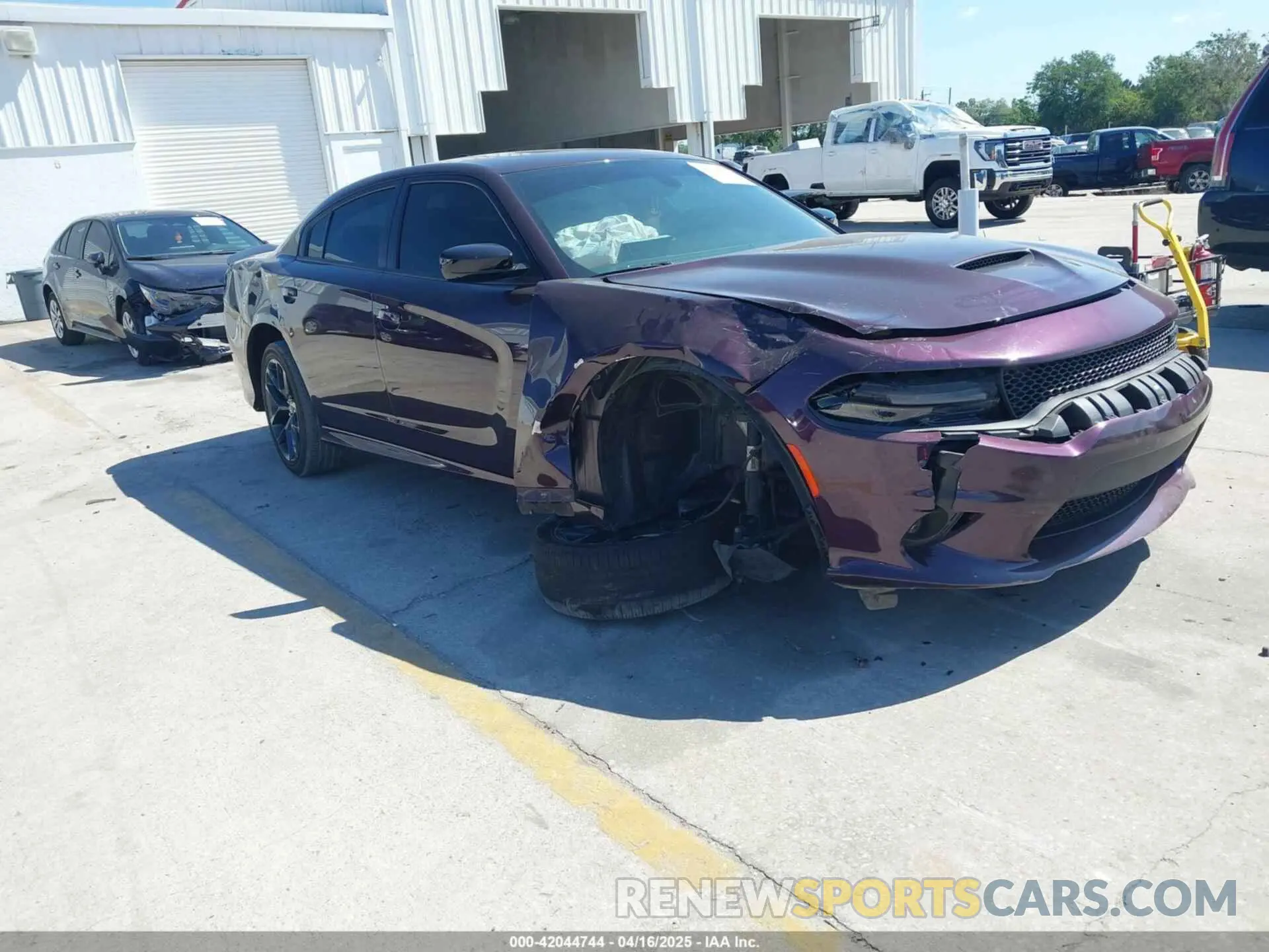1 Photograph of a damaged car 2C3CDXHG2MH613139 DODGE CHARGER 2021