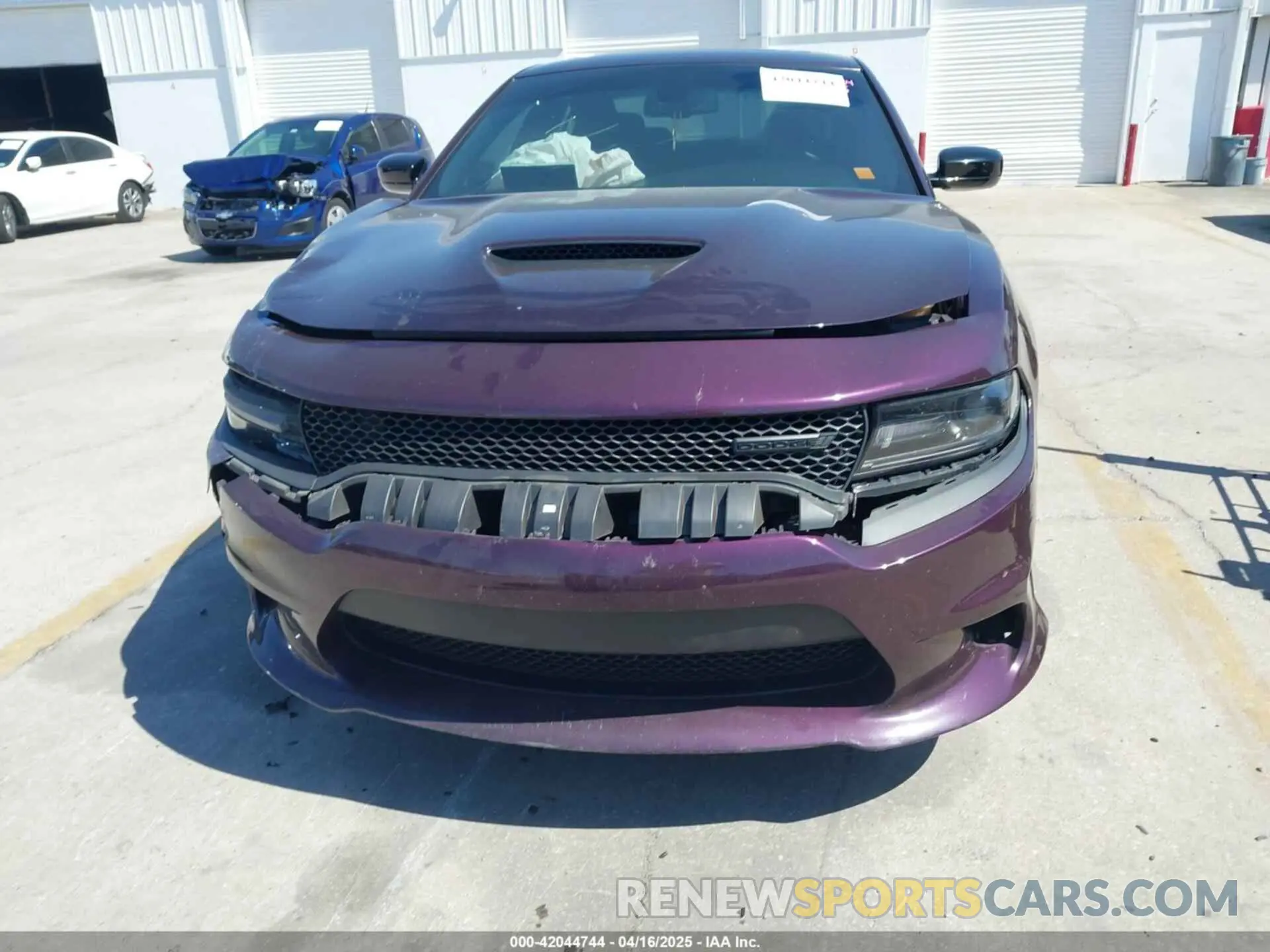 12 Photograph of a damaged car 2C3CDXHG2MH613139 DODGE CHARGER 2021