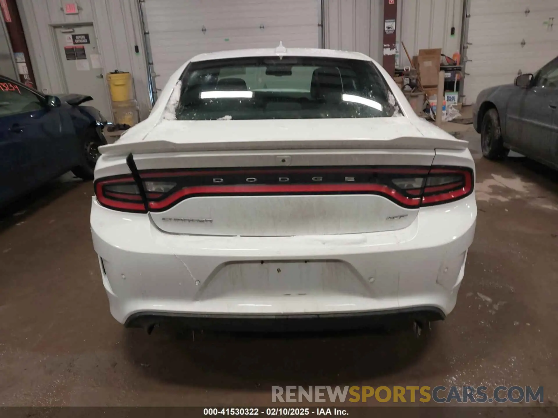 16 Photograph of a damaged car 2C3CDXHG3MH518508 DODGE CHARGER 2021