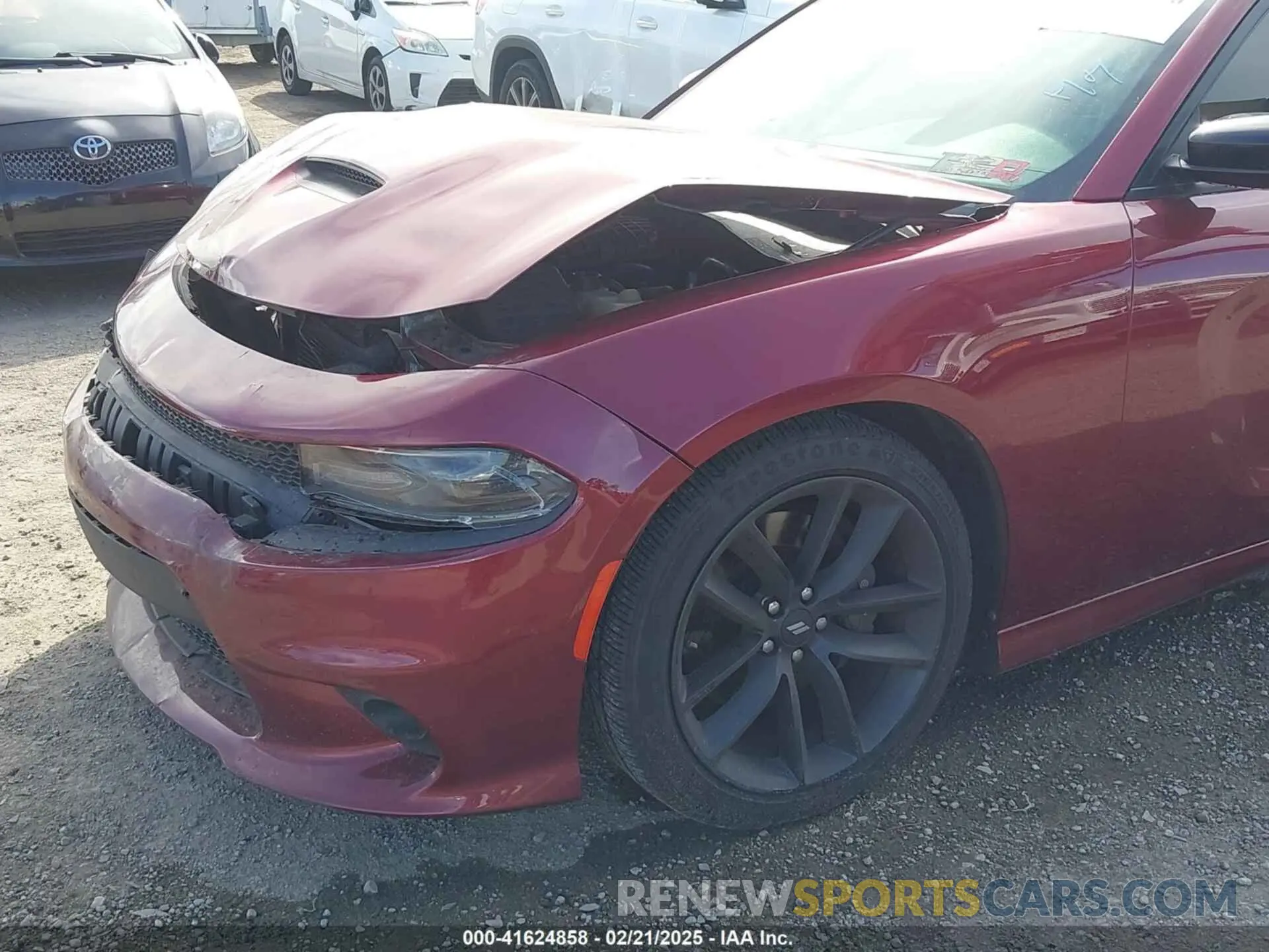 17 Photograph of a damaged car 2C3CDXHG4MH616947 DODGE CHARGER 2021