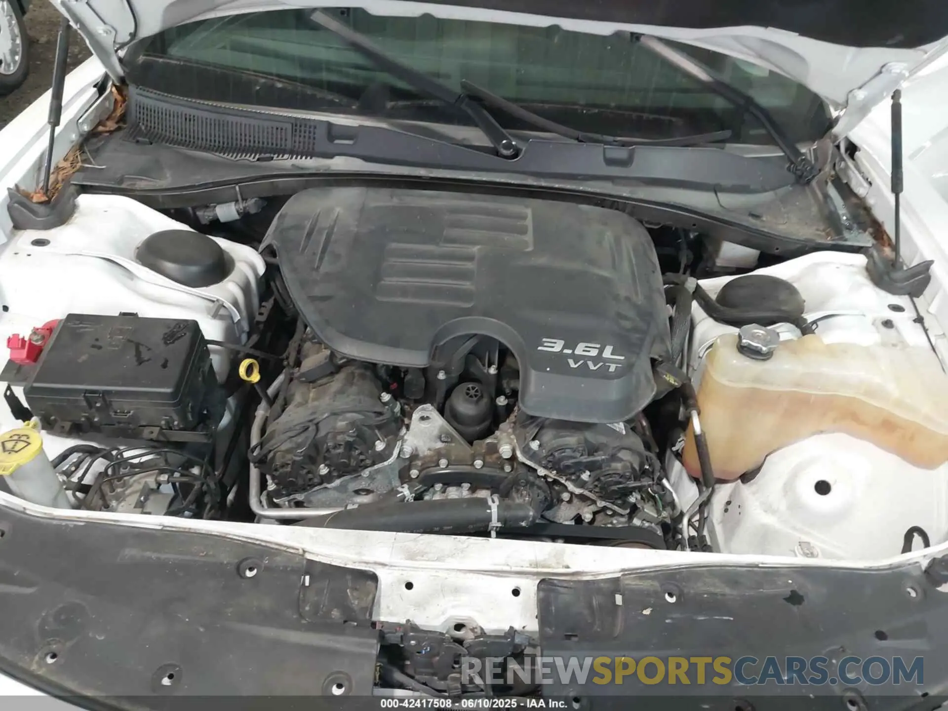 10 Photograph of a damaged car 2C3CDXHG7MH569073 DODGE CHARGER 2021