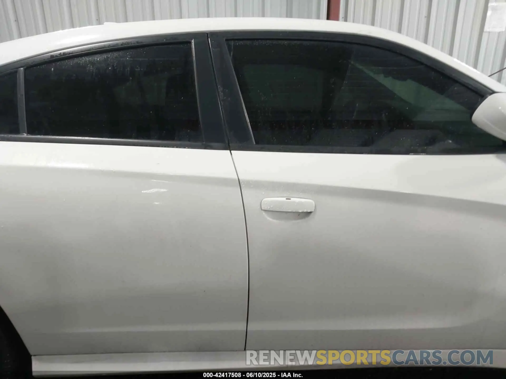14 Photograph of a damaged car 2C3CDXHG7MH569073 DODGE CHARGER 2021