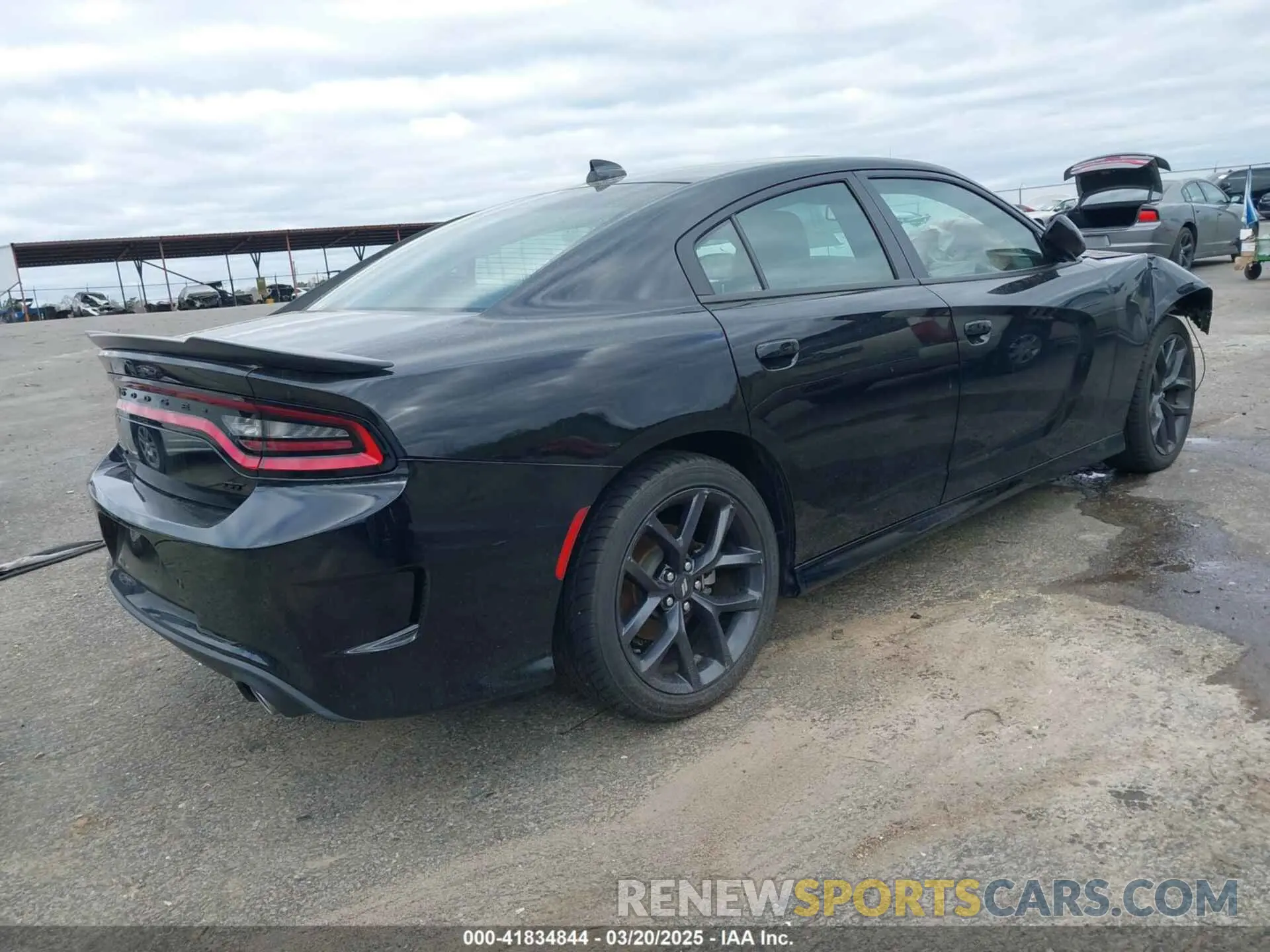 4 Photograph of a damaged car 2C3CDXHG7MH625643 DODGE CHARGER 2021