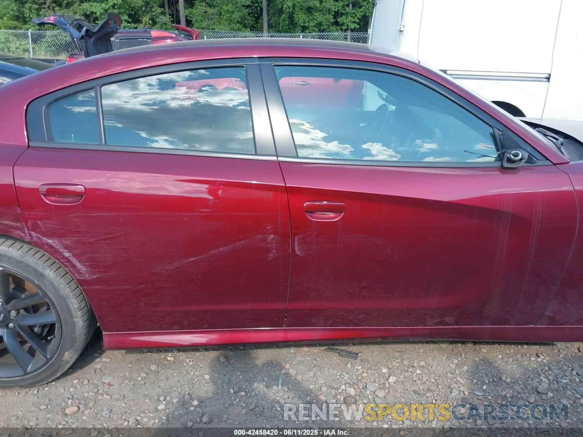 13 Photograph of a damaged car 2C3CDXHG8MH511358 DODGE CHARGER 2021