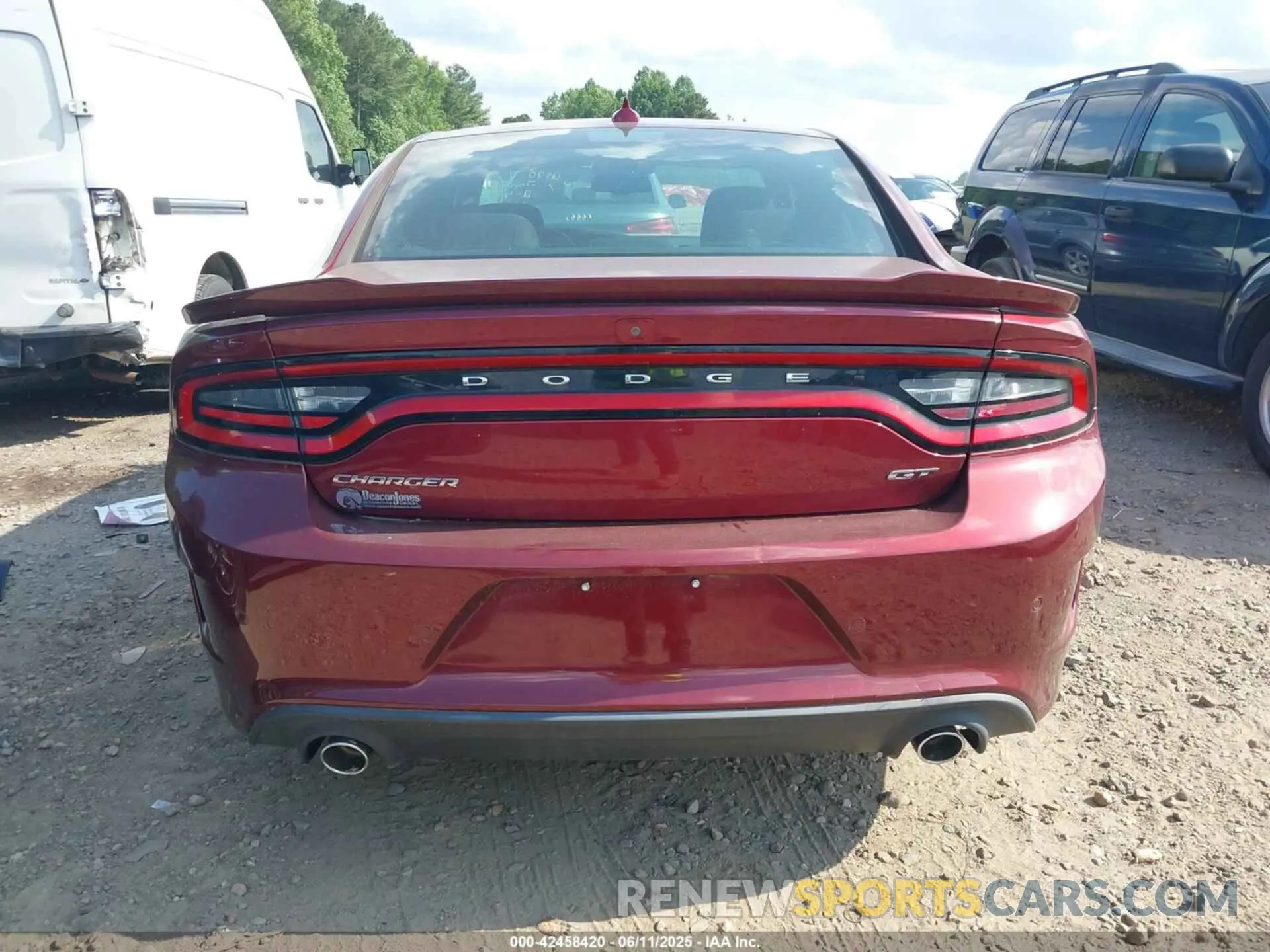 16 Photograph of a damaged car 2C3CDXHG8MH511358 DODGE CHARGER 2021