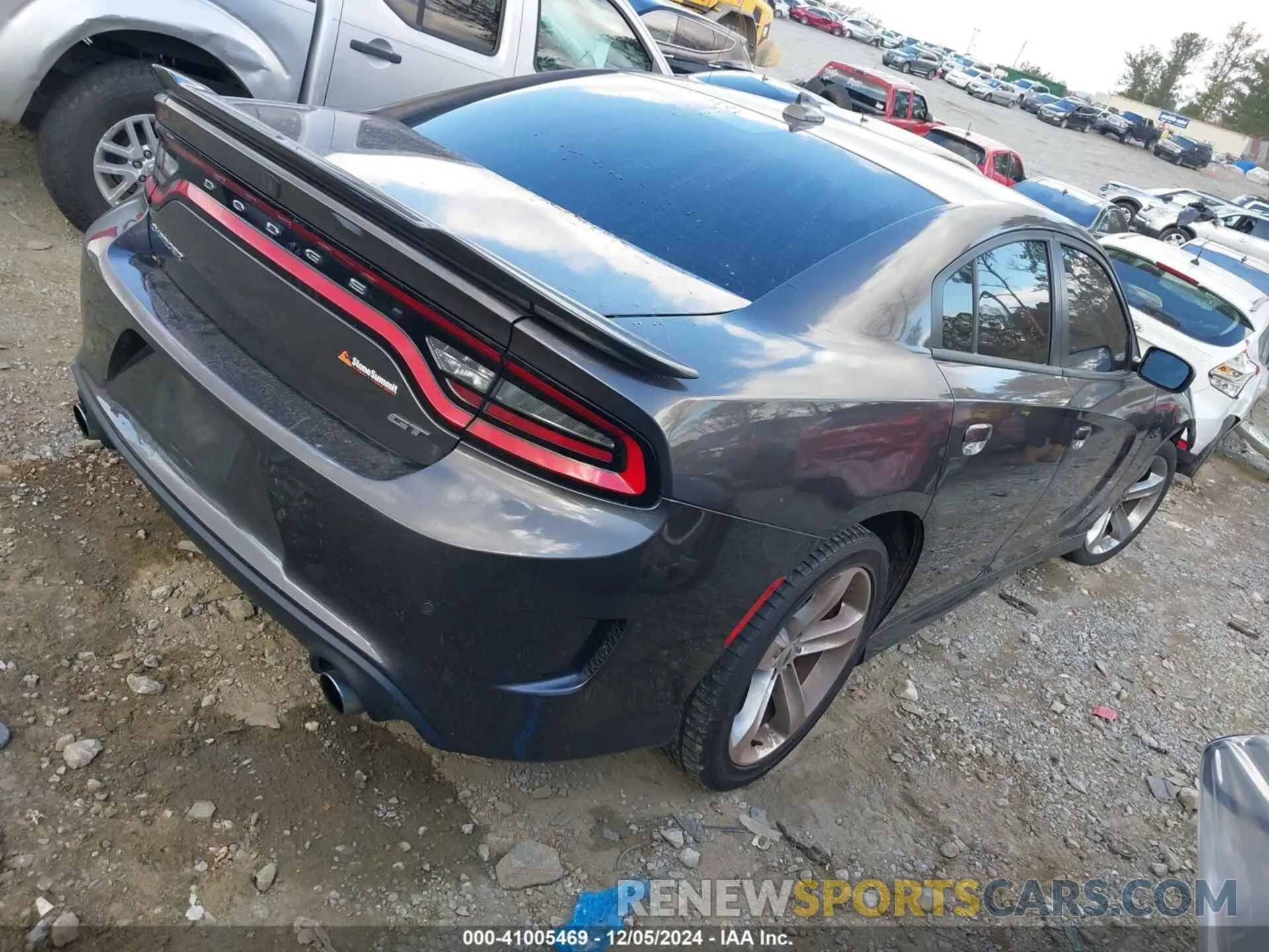 4 Photograph of a damaged car 2C3CDXHGXMH605662 DODGE CHARGER 2021