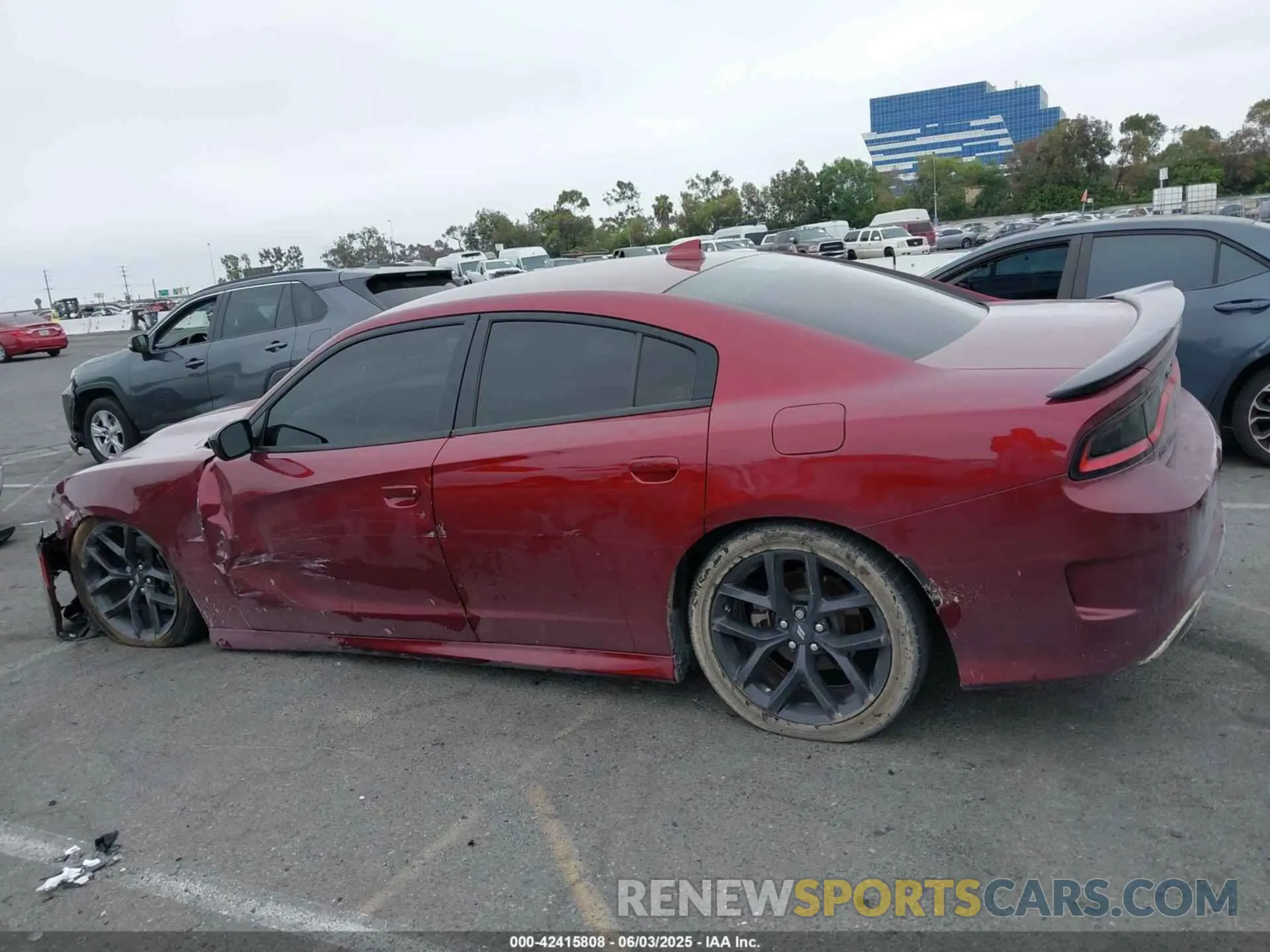 14 Photograph of a damaged car 2C3CDXHGXMH625359 DODGE CHARGER 2021