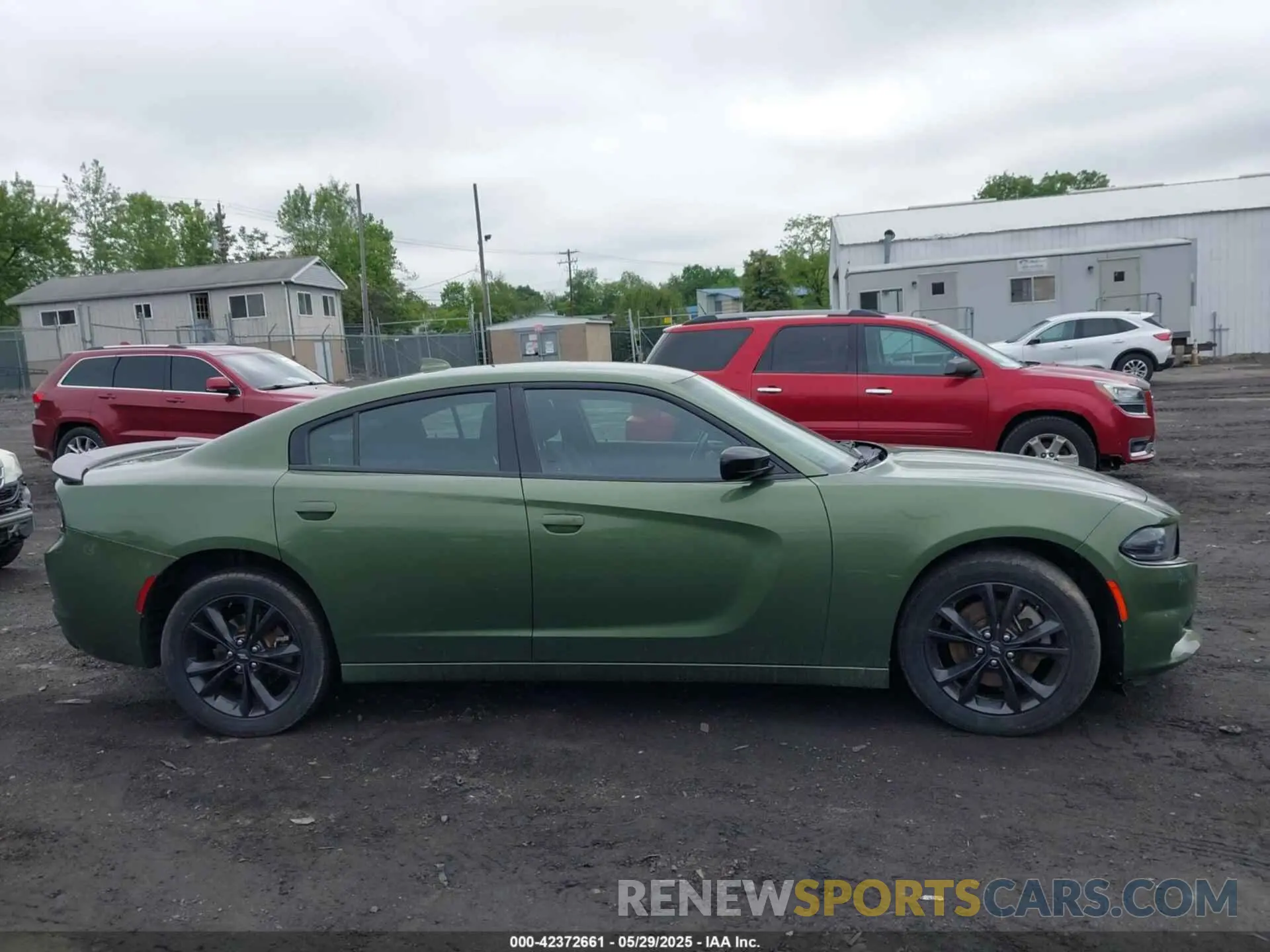 13 Photograph of a damaged car 2C3CDXJG2MH613510 DODGE CHARGER 2021