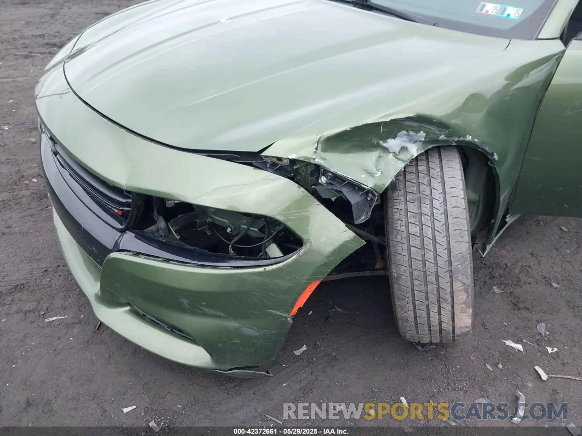 6 Photograph of a damaged car 2C3CDXJG2MH613510 DODGE CHARGER 2021