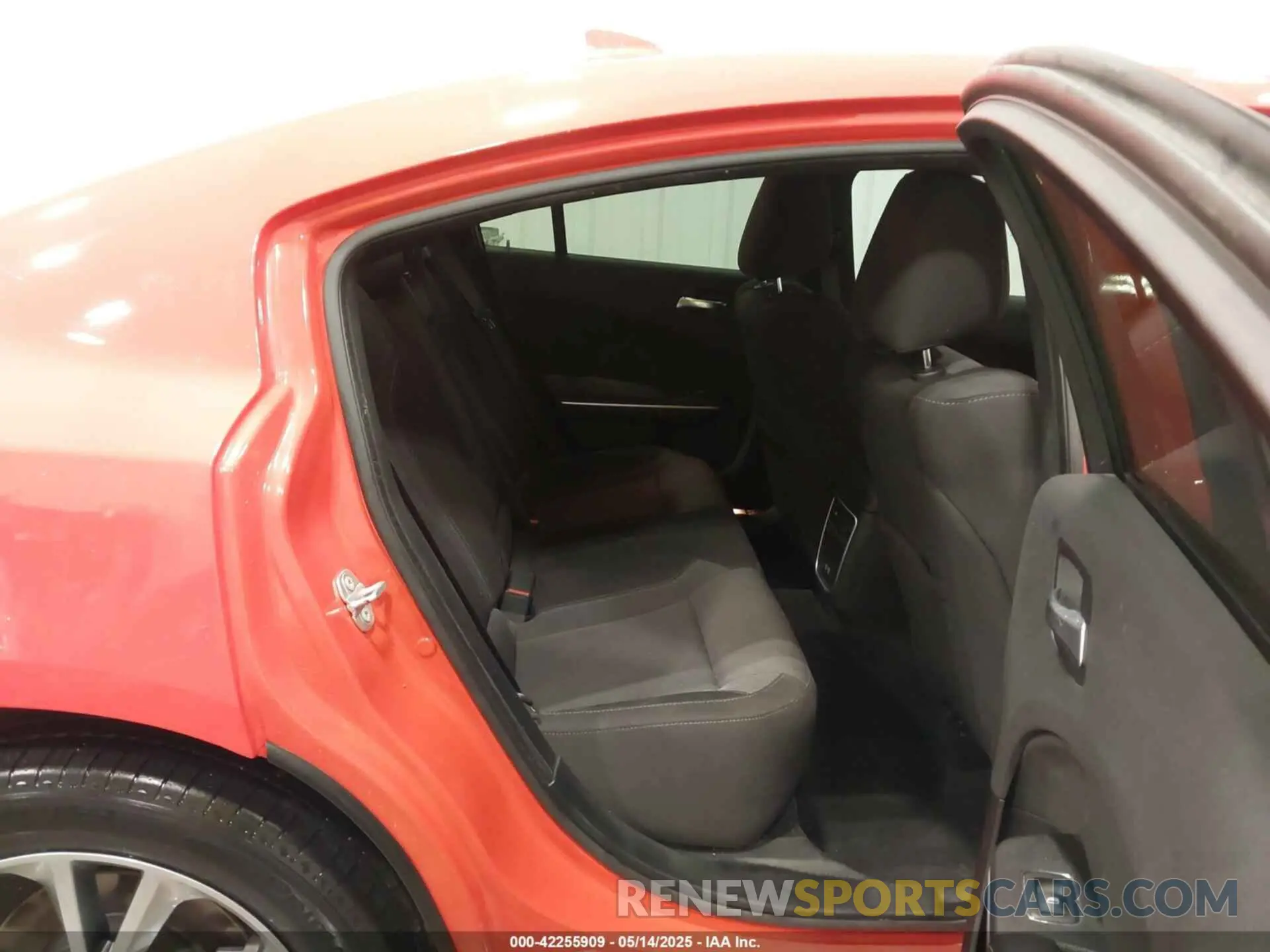 8 Photograph of a damaged car 2C3CDXJGXMH570650 DODGE CHARGER 2021