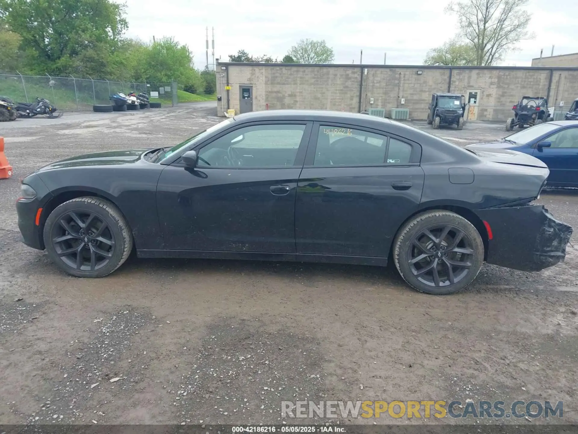 15 Photograph of a damaged car 2C3CDXKG0MH585236 DODGE CHARGER 2021