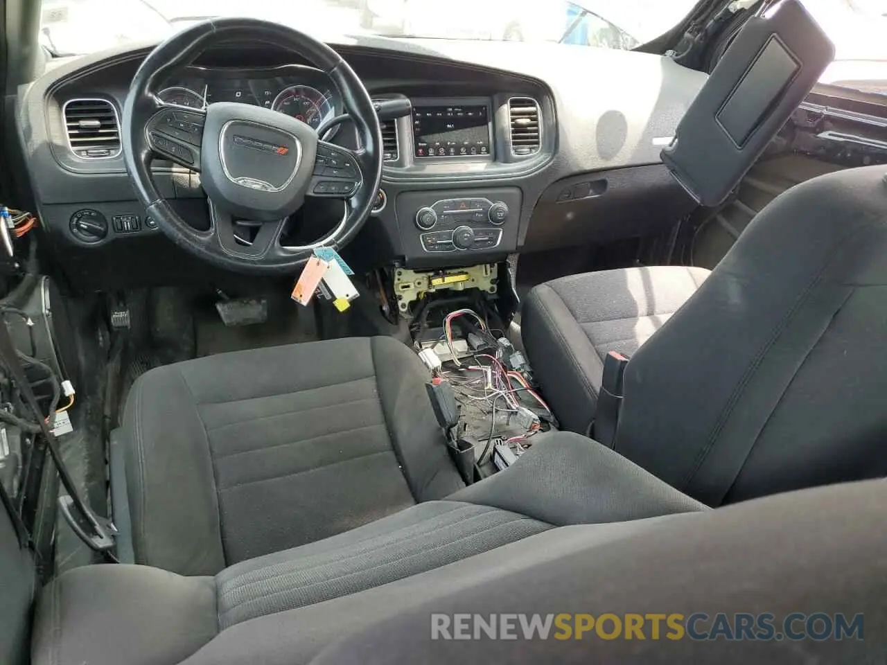 8 Photograph of a damaged car 2C3CDXKG4MH572067 DODGE CHARGER 2021