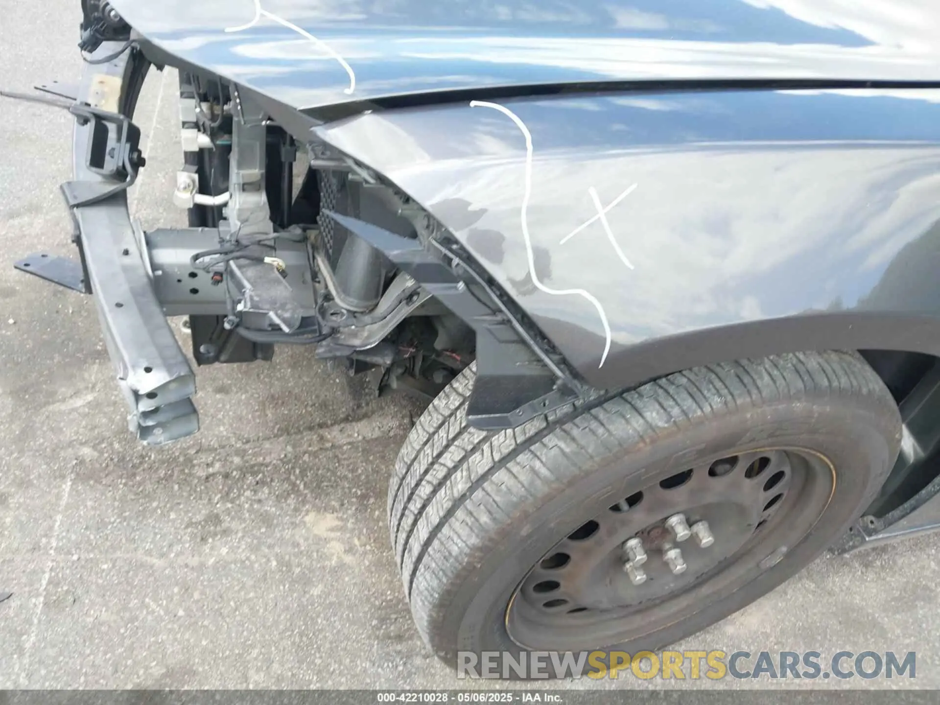 17 Photograph of a damaged car 2C3CDXKG6MH519953 DODGE CHARGER 2021