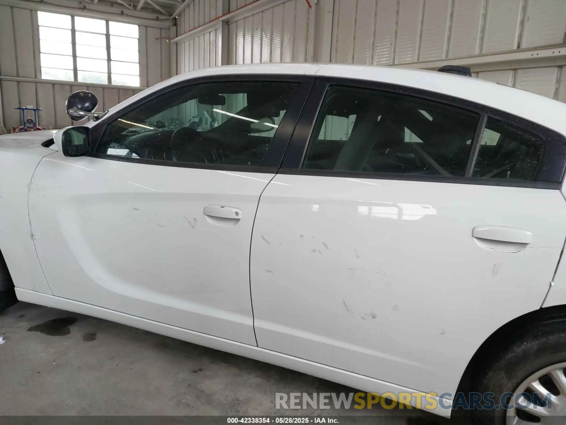 14 Photograph of a damaged car 2C3CDXKG8MH668915 DODGE CHARGER 2021