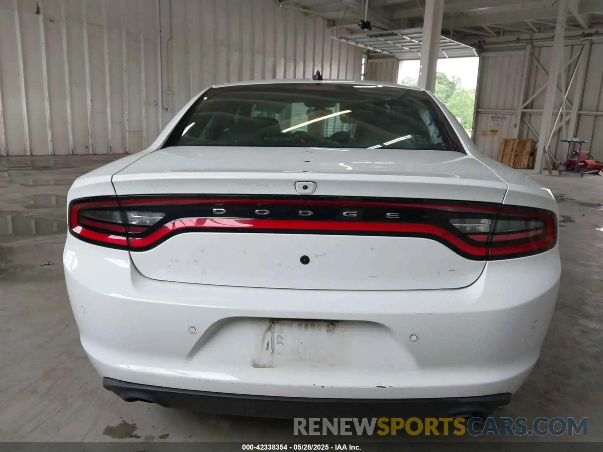 16 Photograph of a damaged car 2C3CDXKG8MH668915 DODGE CHARGER 2021