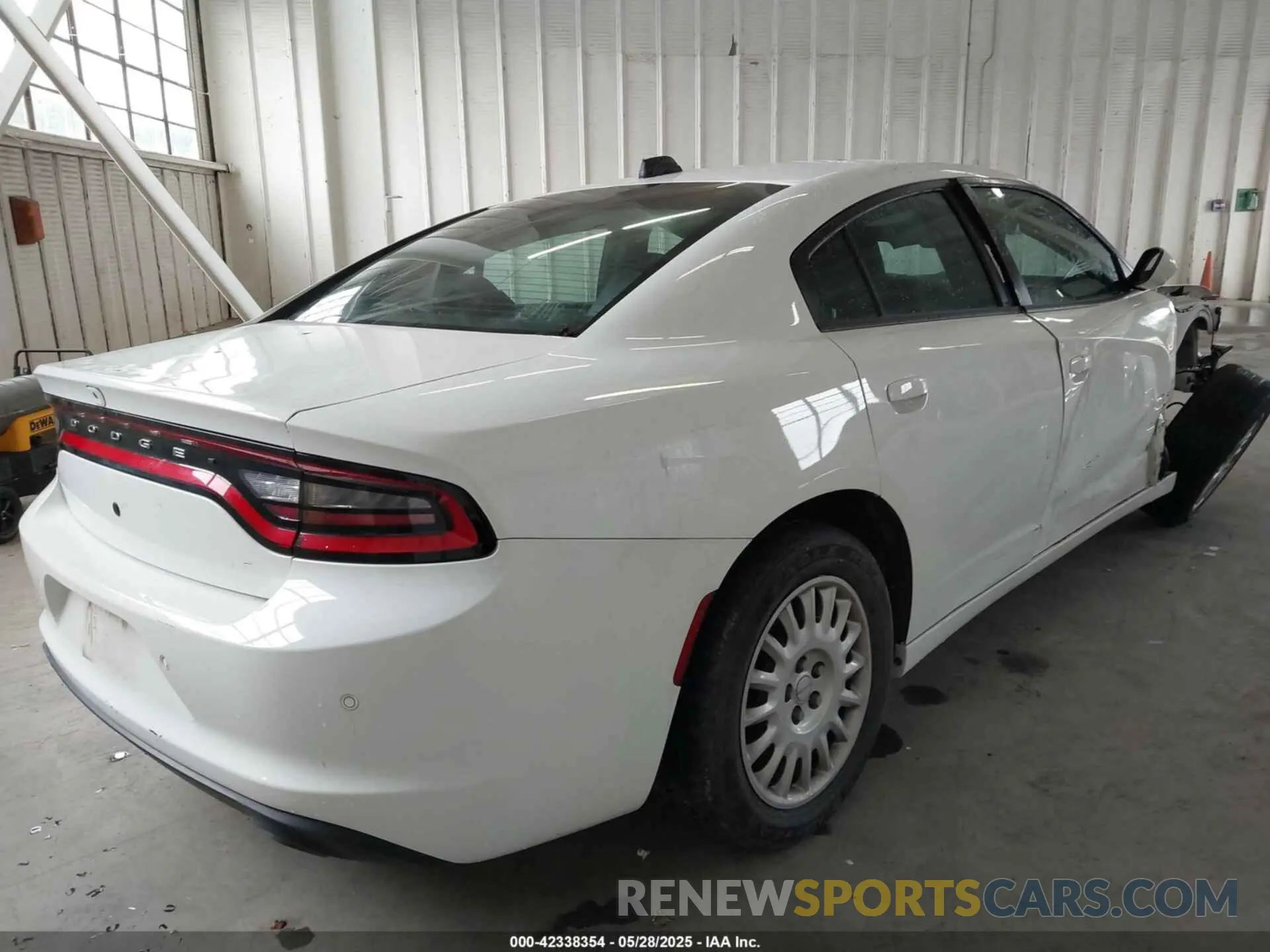 4 Photograph of a damaged car 2C3CDXKG8MH668915 DODGE CHARGER 2021