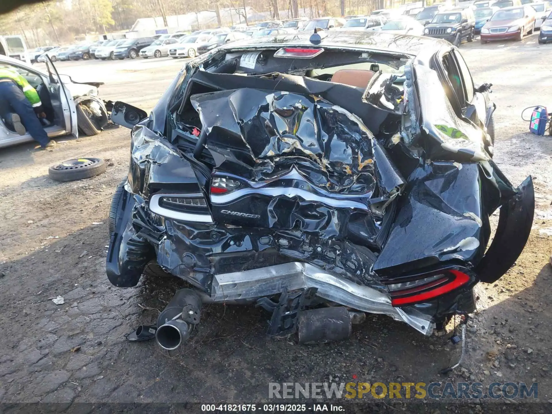 16 Photograph of a damaged car 2C3CDXL94MH602992 DODGE CHARGER 2021