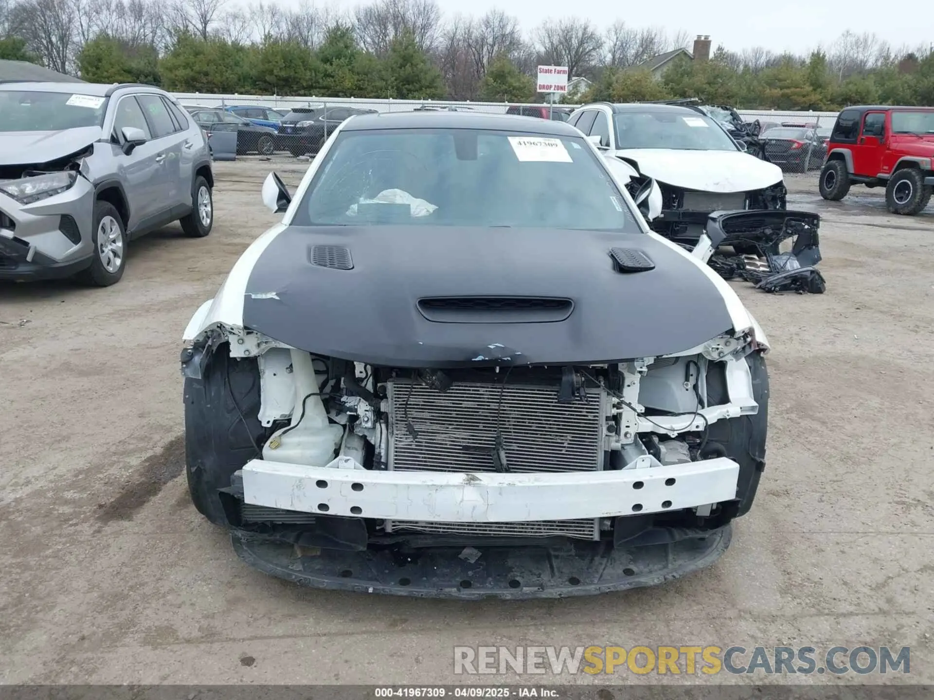 13 Photograph of a damaged car 2C3CDXL95MH500732 DODGE CHARGER 2021