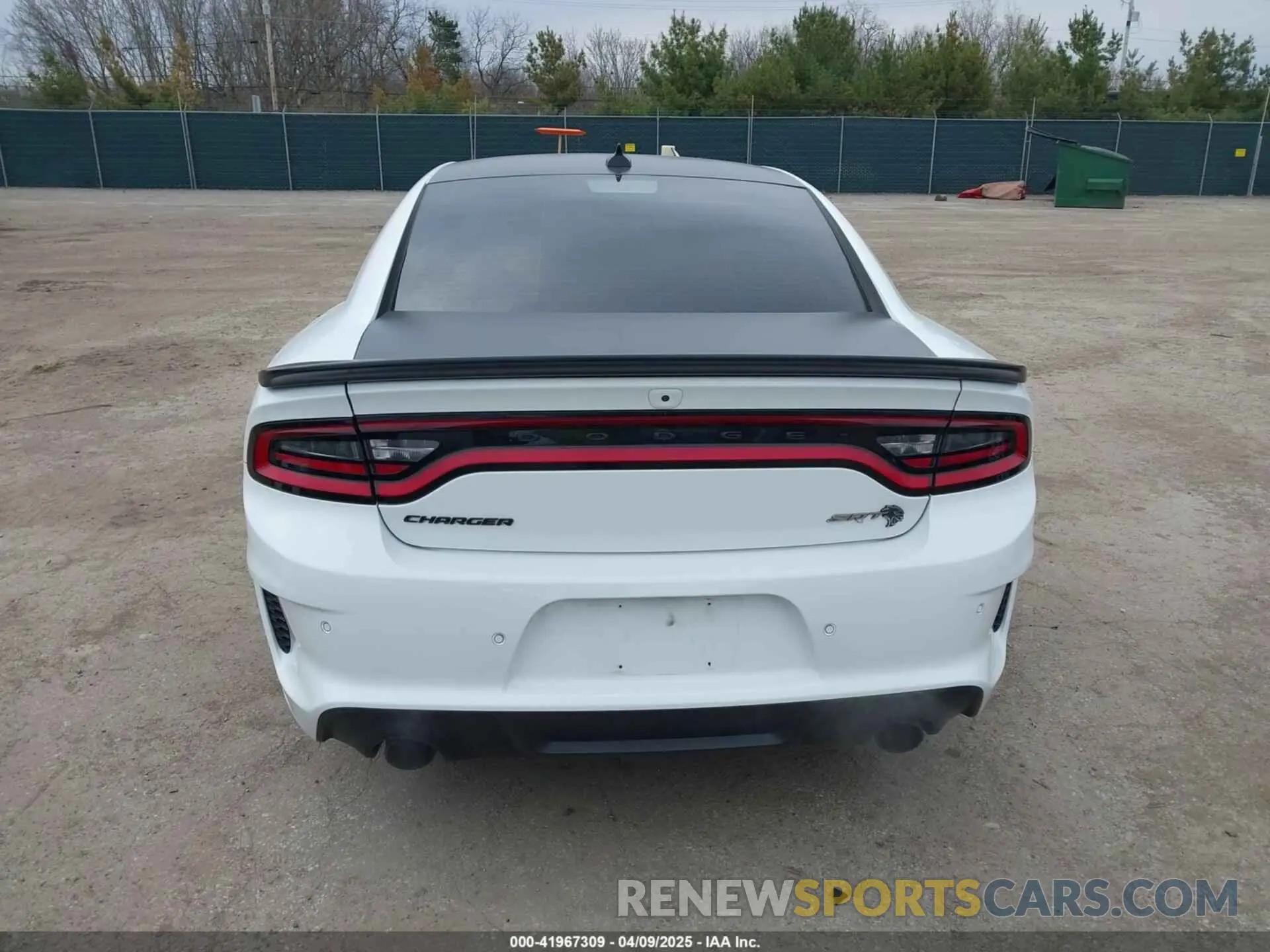 17 Photograph of a damaged car 2C3CDXL95MH500732 DODGE CHARGER 2021
