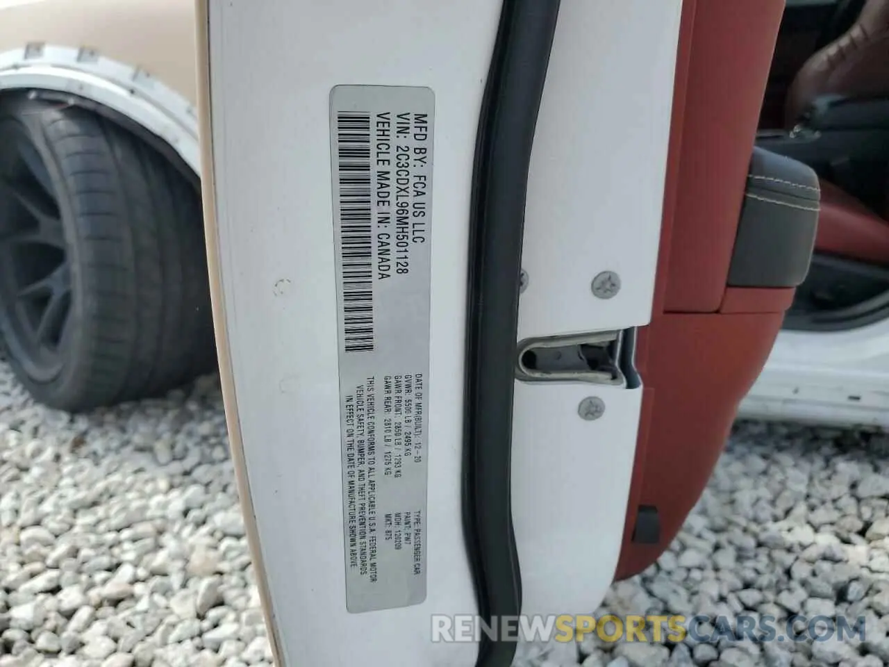 13 Photograph of a damaged car 2C3CDXL96MH501128 DODGE CHARGER 2021
