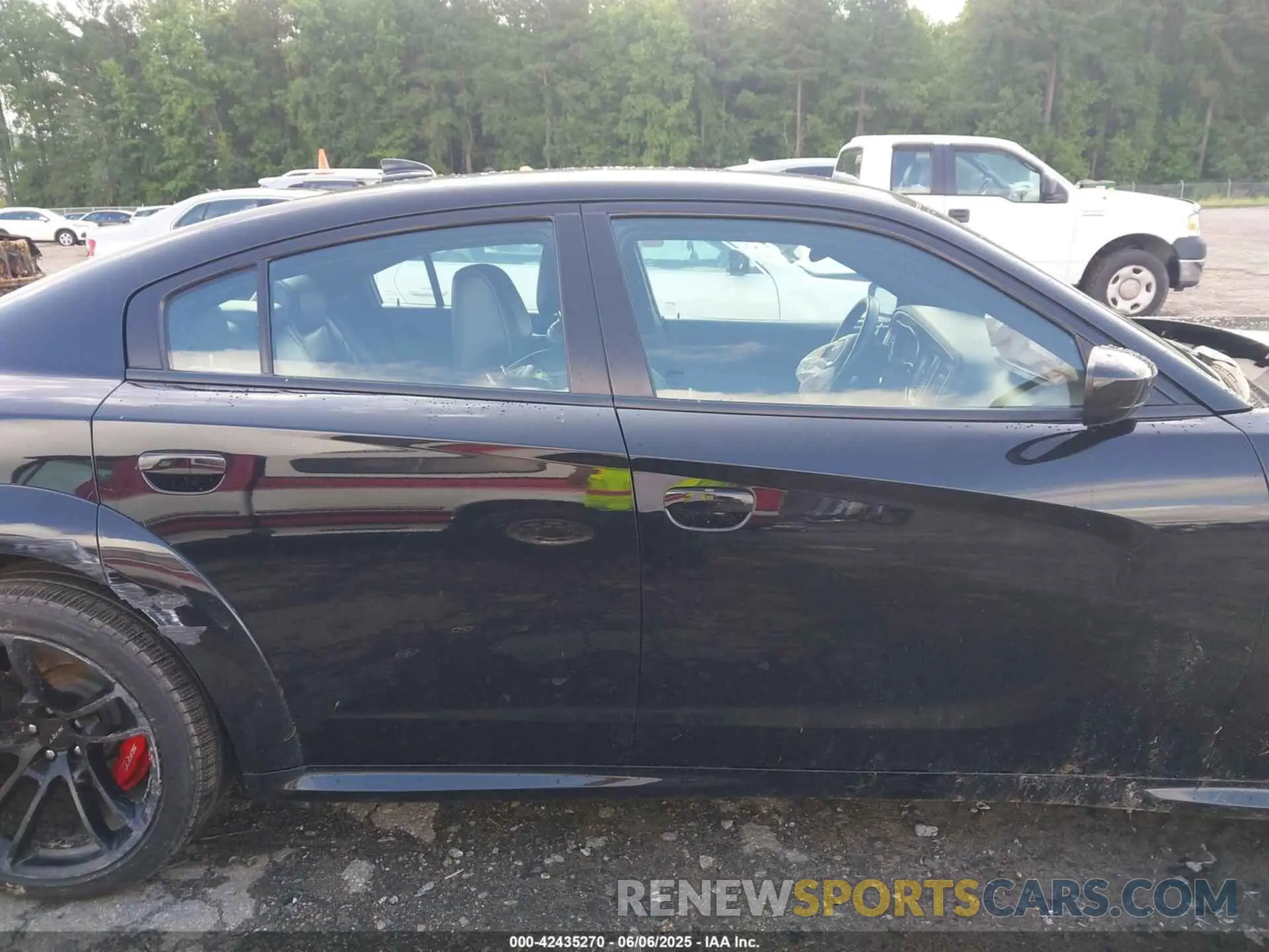14 Photograph of a damaged car 2C3CDXL98MH620606 DODGE CHARGER 2021