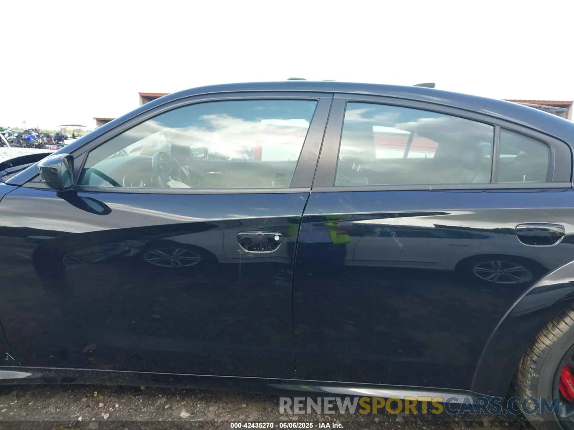 15 Photograph of a damaged car 2C3CDXL98MH620606 DODGE CHARGER 2021