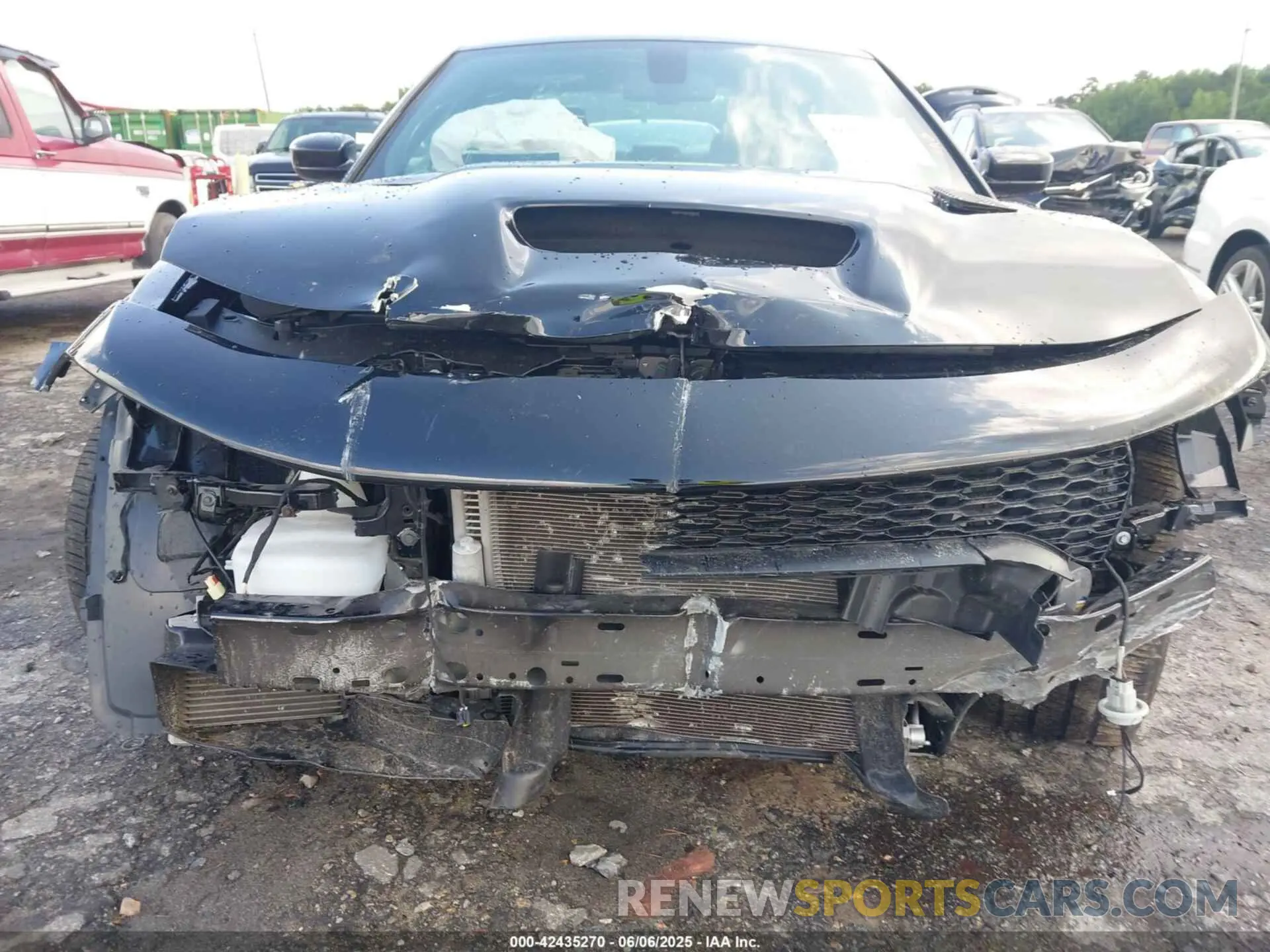 19 Photograph of a damaged car 2C3CDXL98MH620606 DODGE CHARGER 2021