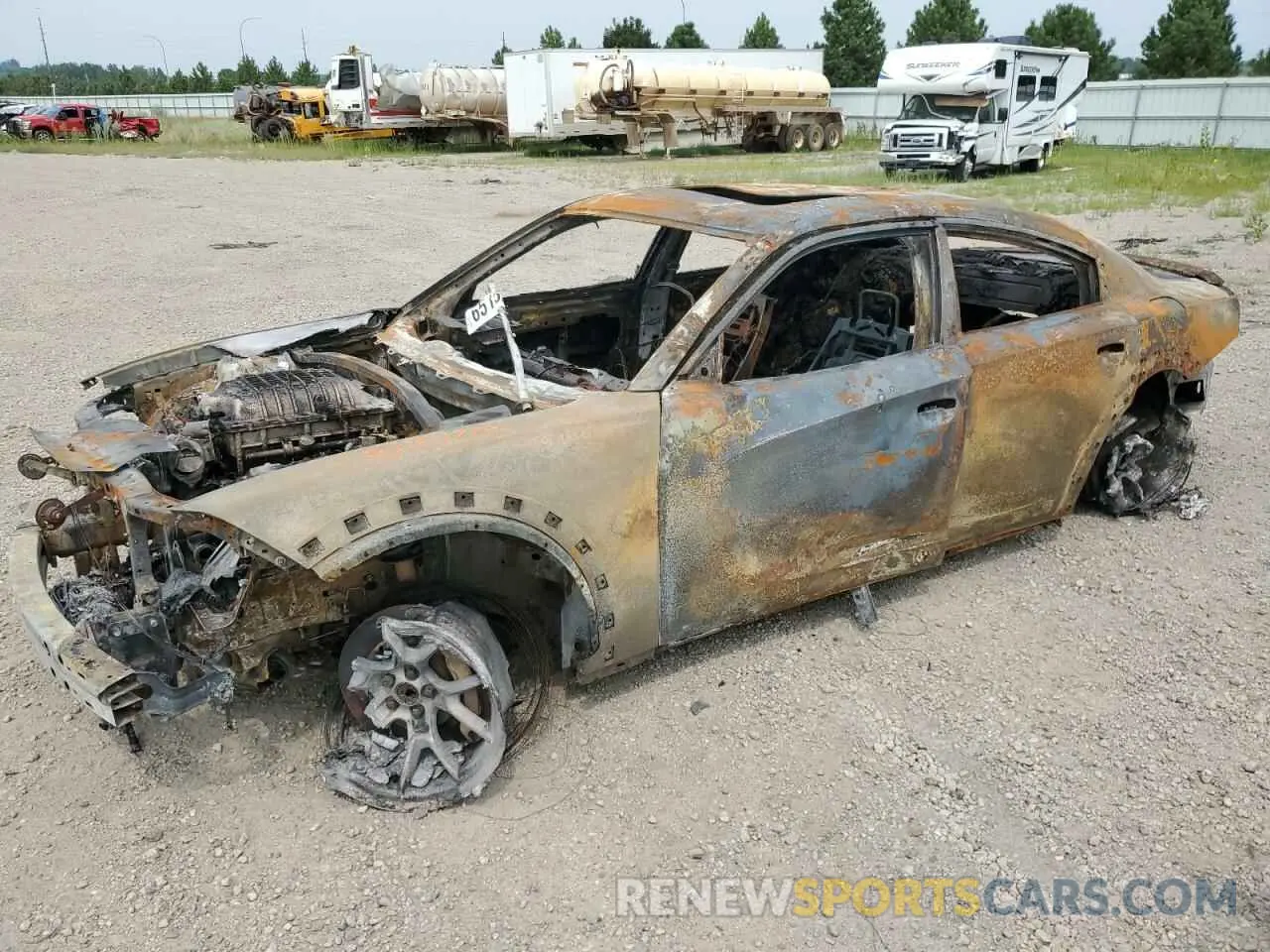 1 Photograph of a damaged car 2C3CDXL9XMH558545 DODGE CHARGER 2021