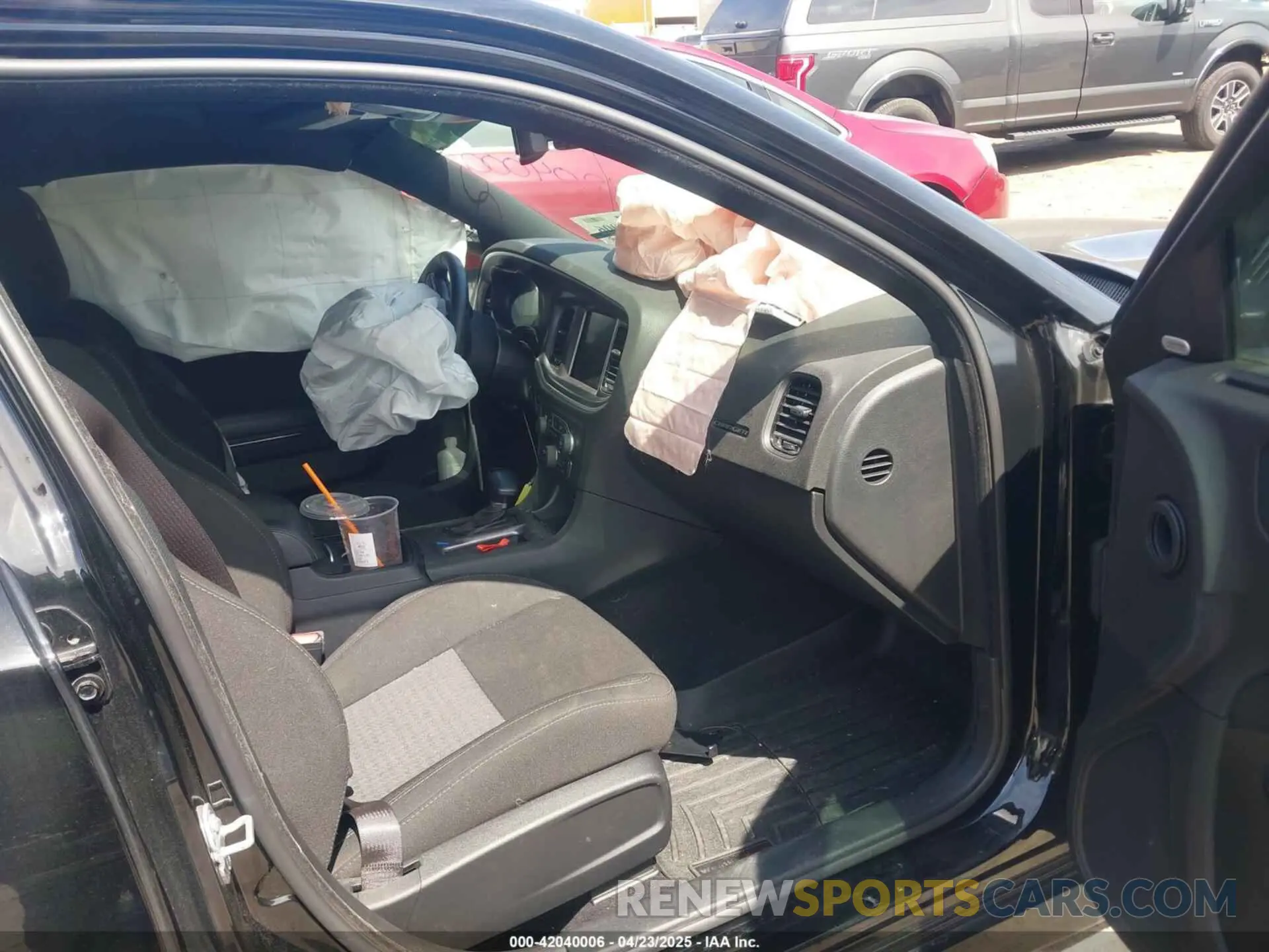 5 Photograph of a damaged car 2C3CDXMG0MH528709 DODGE CHARGER 2021