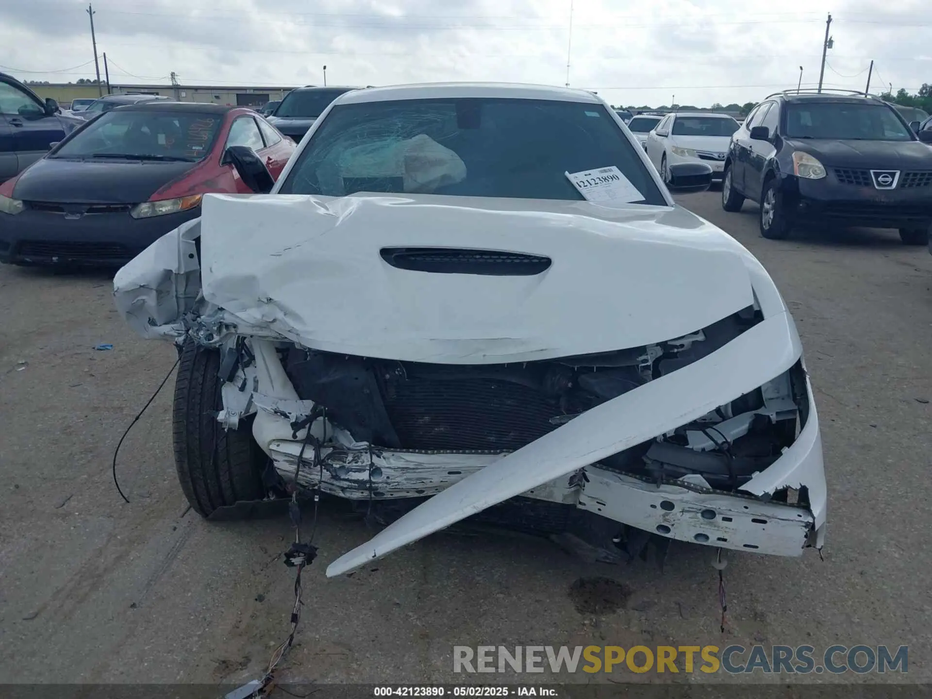 13 Photograph of a damaged car 2C3CDXBG0NH138911 DODGE CHARGER 2022