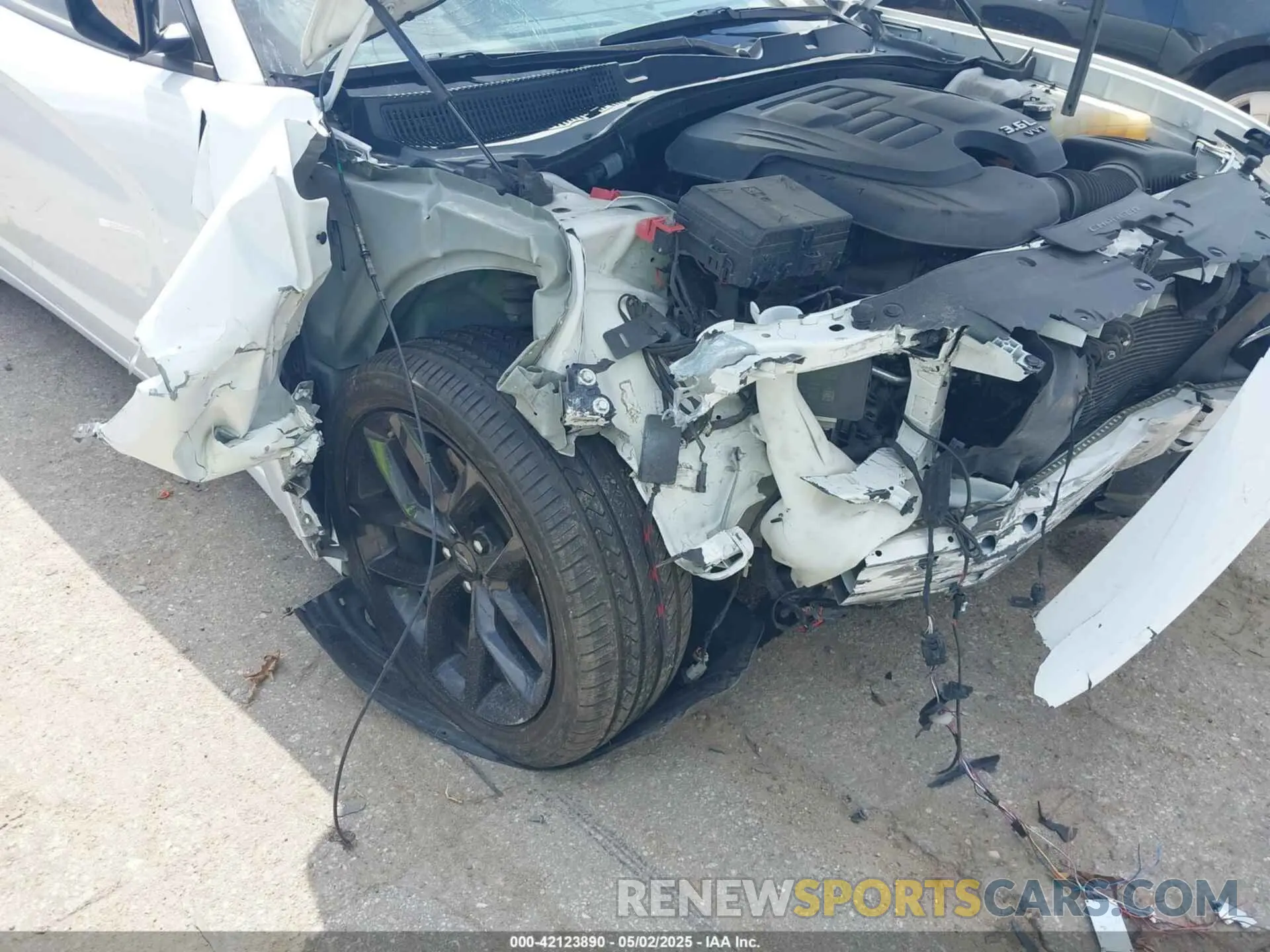 6 Photograph of a damaged car 2C3CDXBG0NH138911 DODGE CHARGER 2022