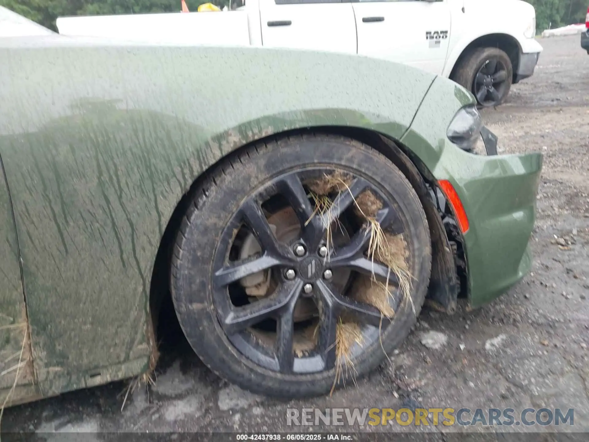 21 Photograph of a damaged car 2C3CDXBG0NH246090 DODGE CHARGER 2022