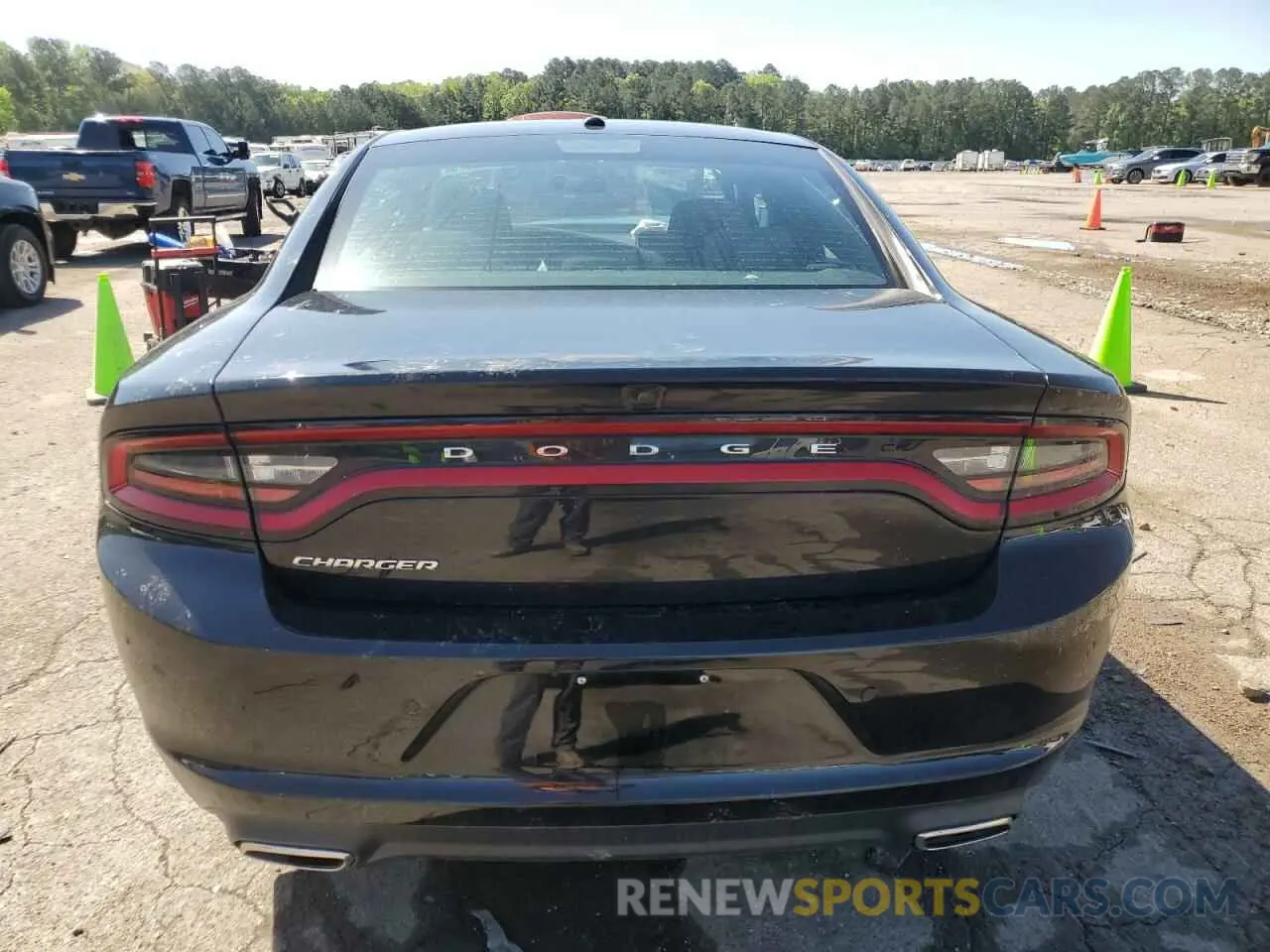 6 Photograph of a damaged car 2C3CDXBG1NH258944 DODGE CHARGER 2022