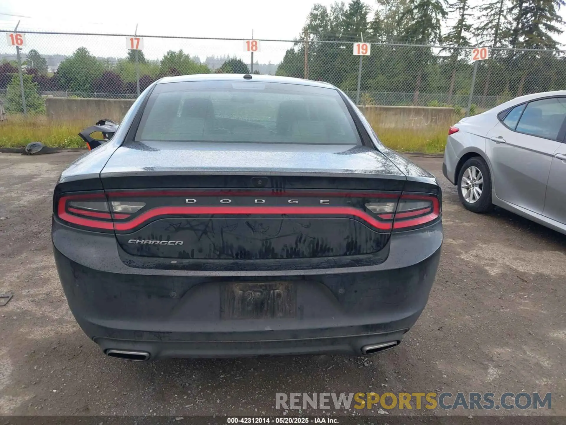 17 Photograph of a damaged car 2C3CDXBG3NH169280 DODGE CHARGER 2022