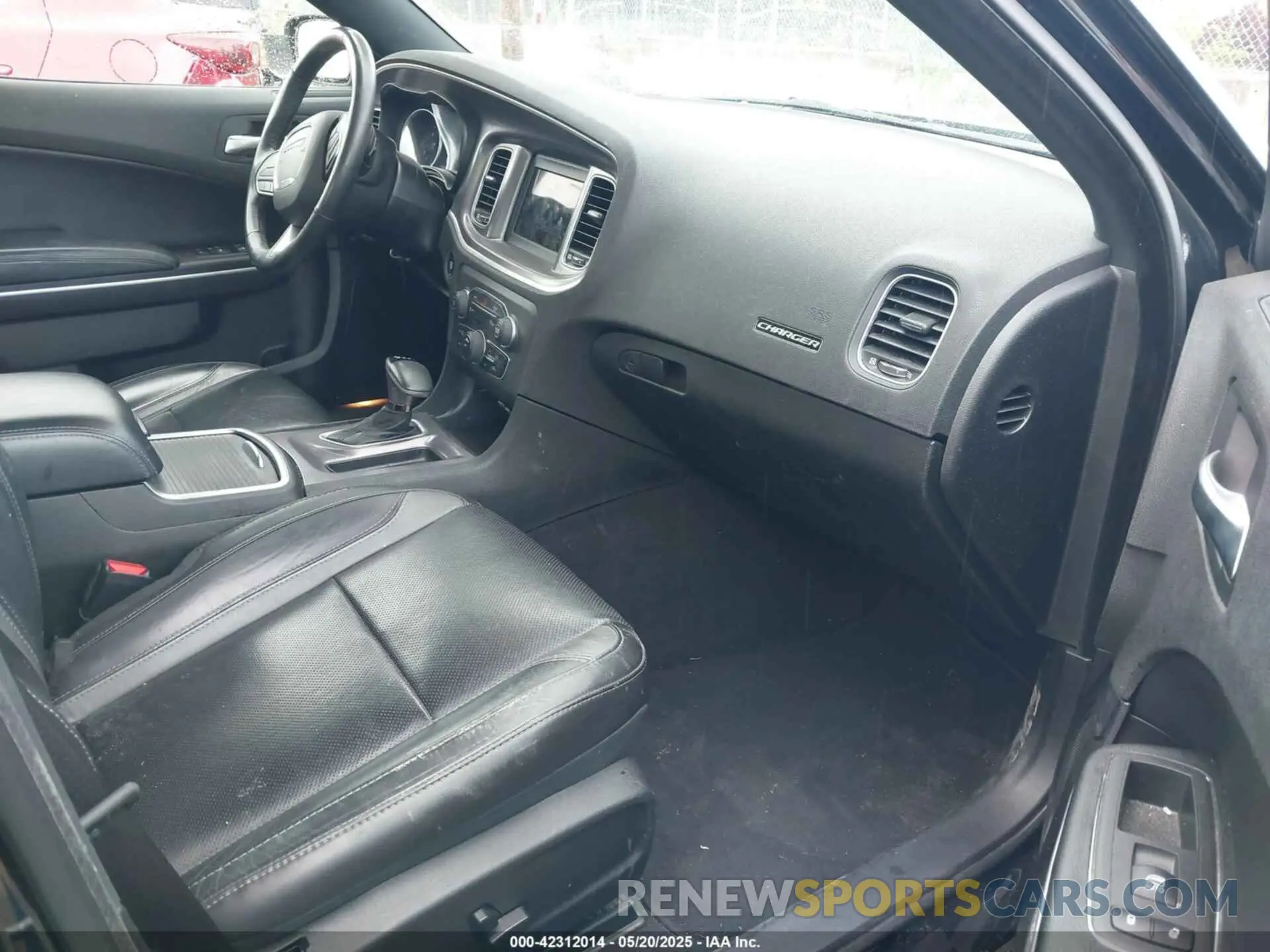 5 Photograph of a damaged car 2C3CDXBG3NH169280 DODGE CHARGER 2022