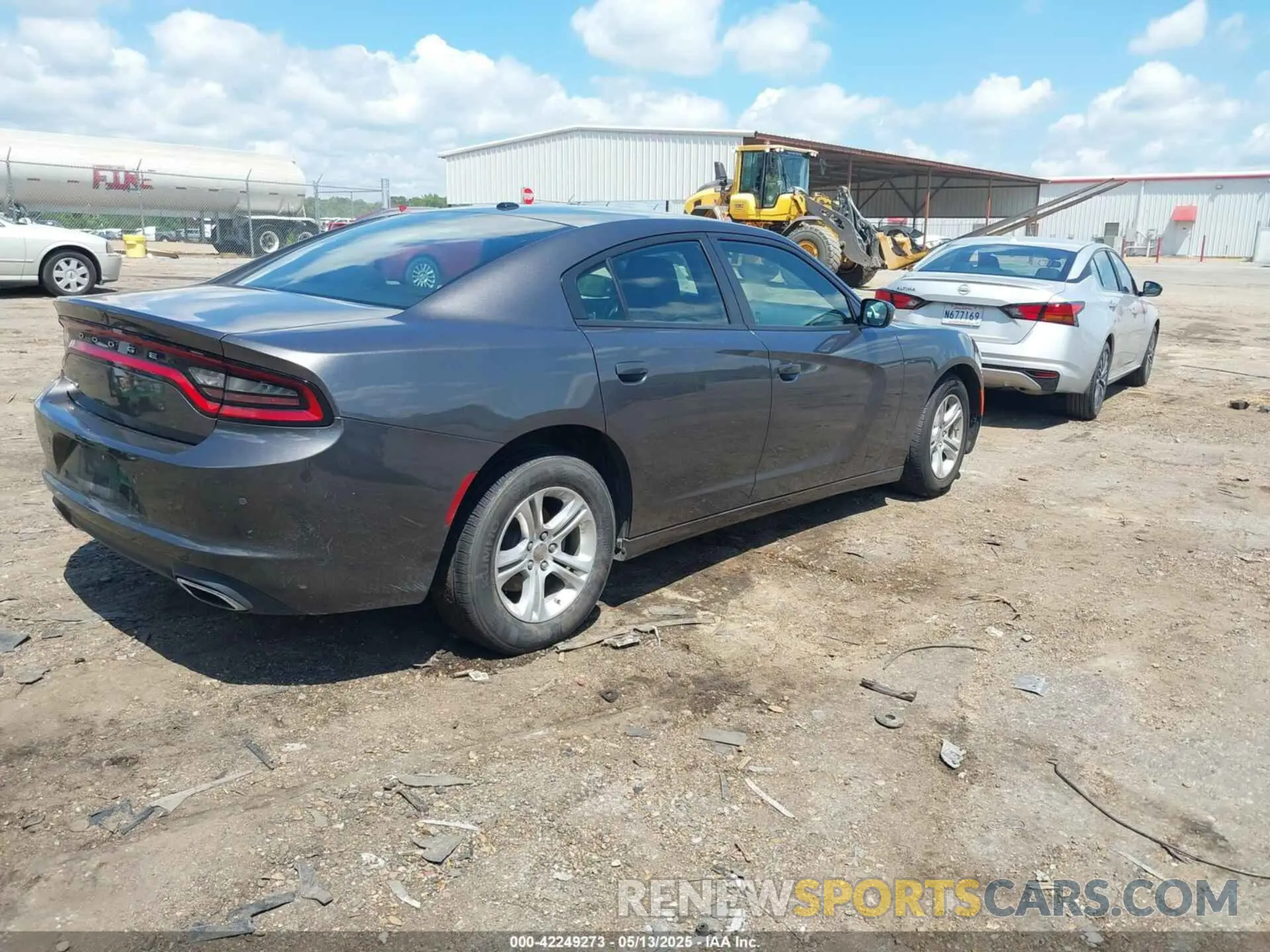 4 Photograph of a damaged car 2C3CDXBG3NH250831 DODGE CHARGER 2022