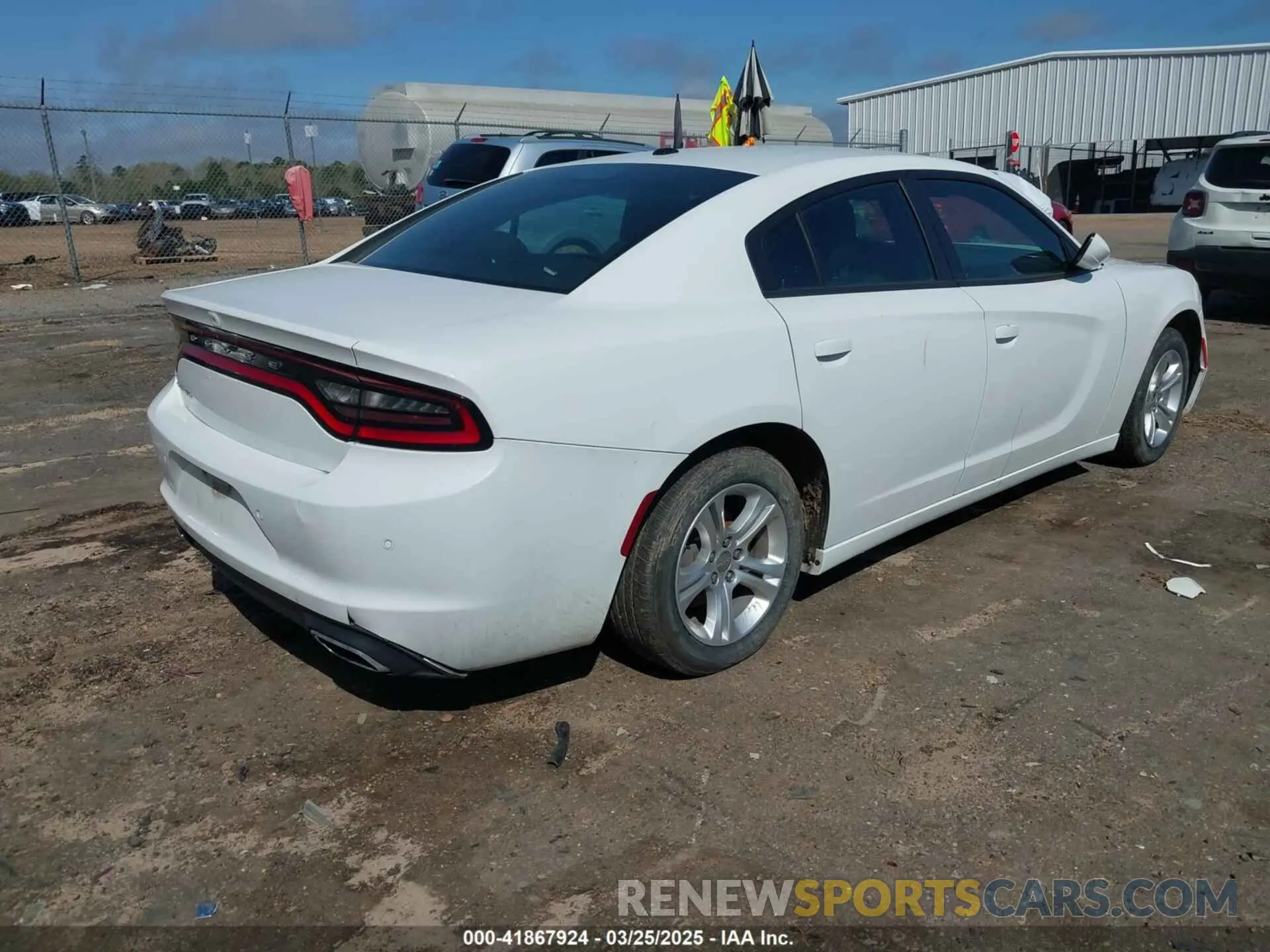 4 Photograph of a damaged car 2C3CDXBG3NH255673 DODGE CHARGER 2022