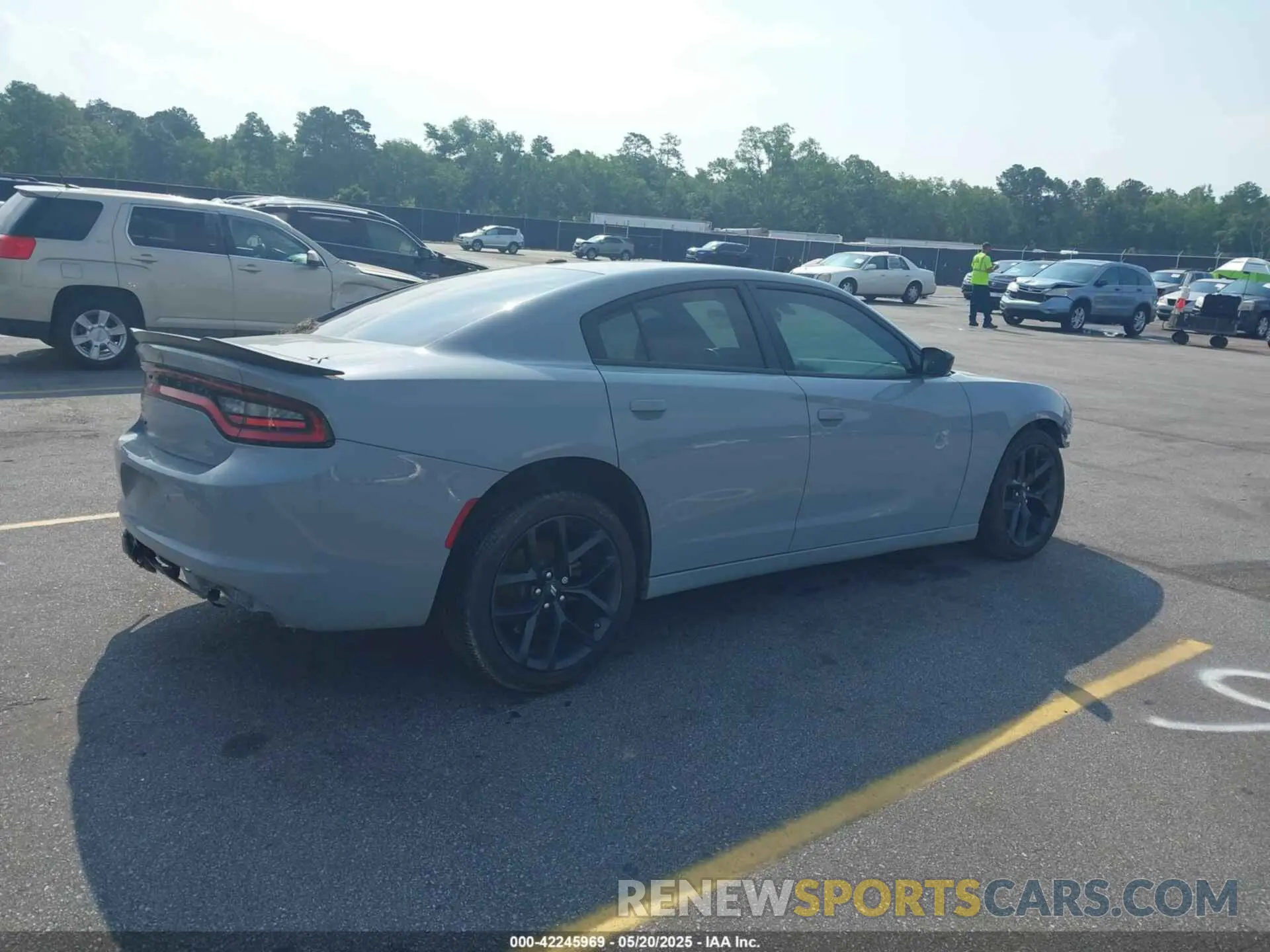 4 Photograph of a damaged car 2C3CDXBG4NH115275 DODGE CHARGER 2022