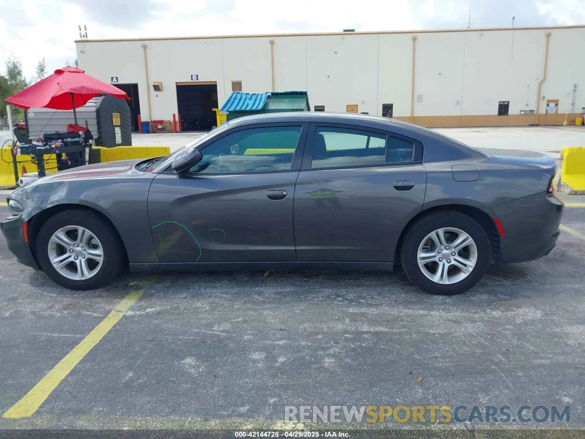 14 Photograph of a damaged car 2C3CDXBG4NH248389 DODGE CHARGER 2022