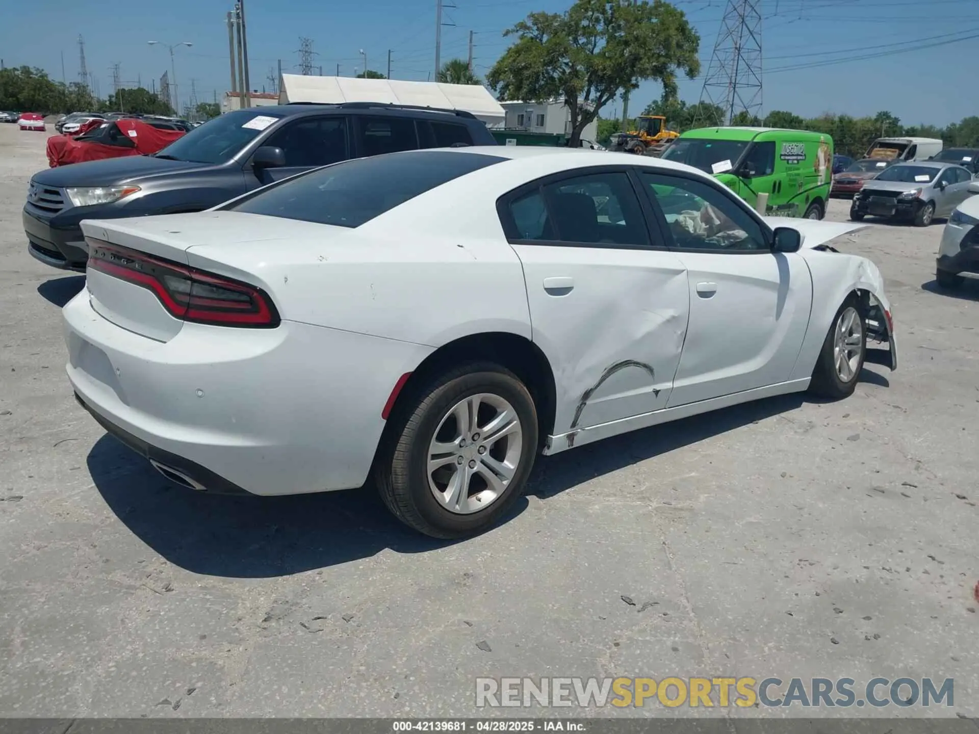 4 Photograph of a damaged car 2C3CDXBG5NH224506 DODGE CHARGER 2022