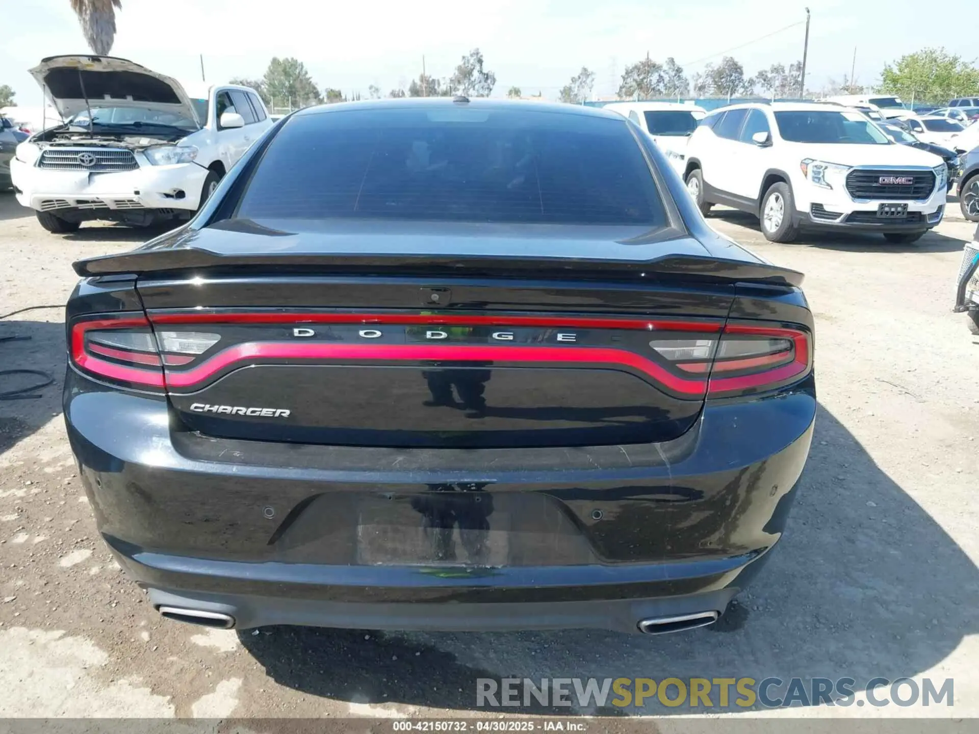 15 Photograph of a damaged car 2C3CDXBG6NH105959 DODGE CHARGER 2022