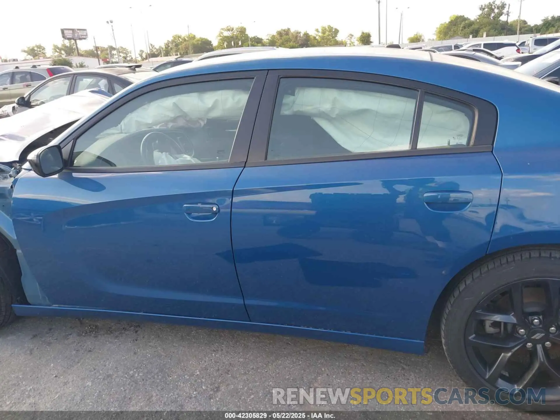 14 Photograph of a damaged car 2C3CDXBG6NH145913 DODGE CHARGER 2022