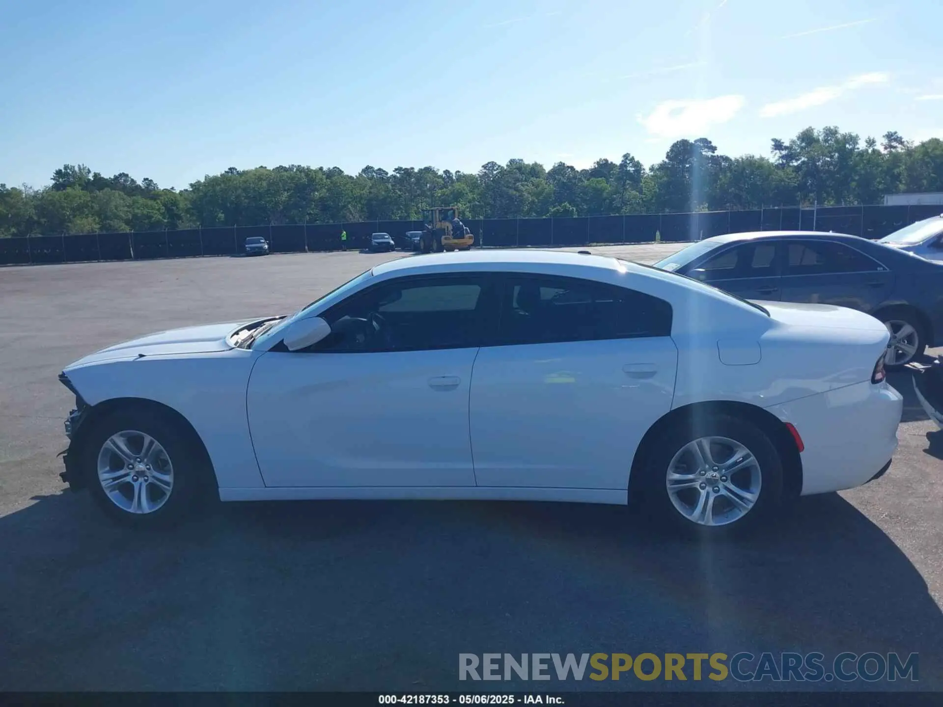 15 Photograph of a damaged car 2C3CDXBG7NH157102 DODGE CHARGER 2022