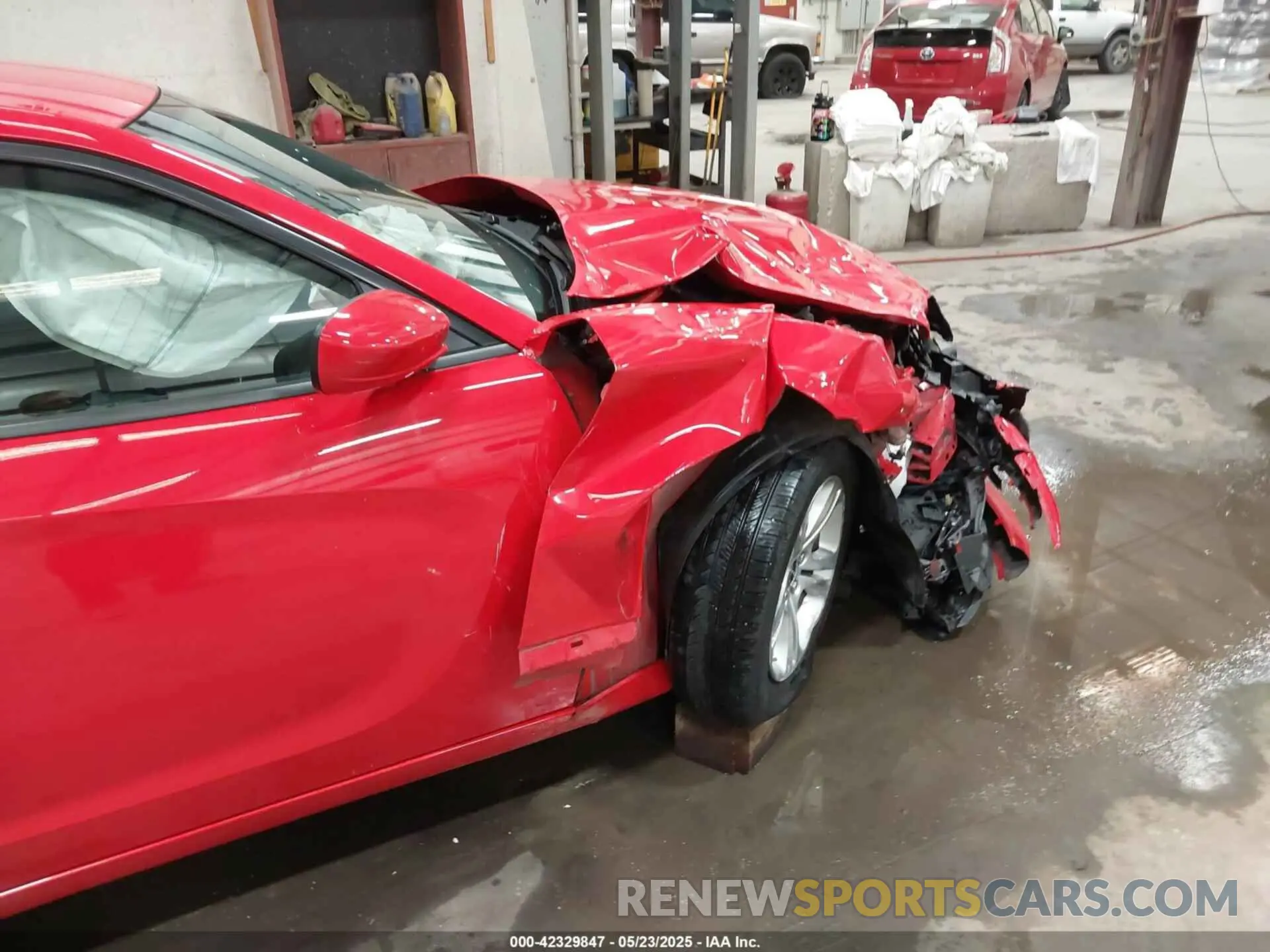 17 Photograph of a damaged car 2C3CDXBG7NH200885 DODGE CHARGER 2022