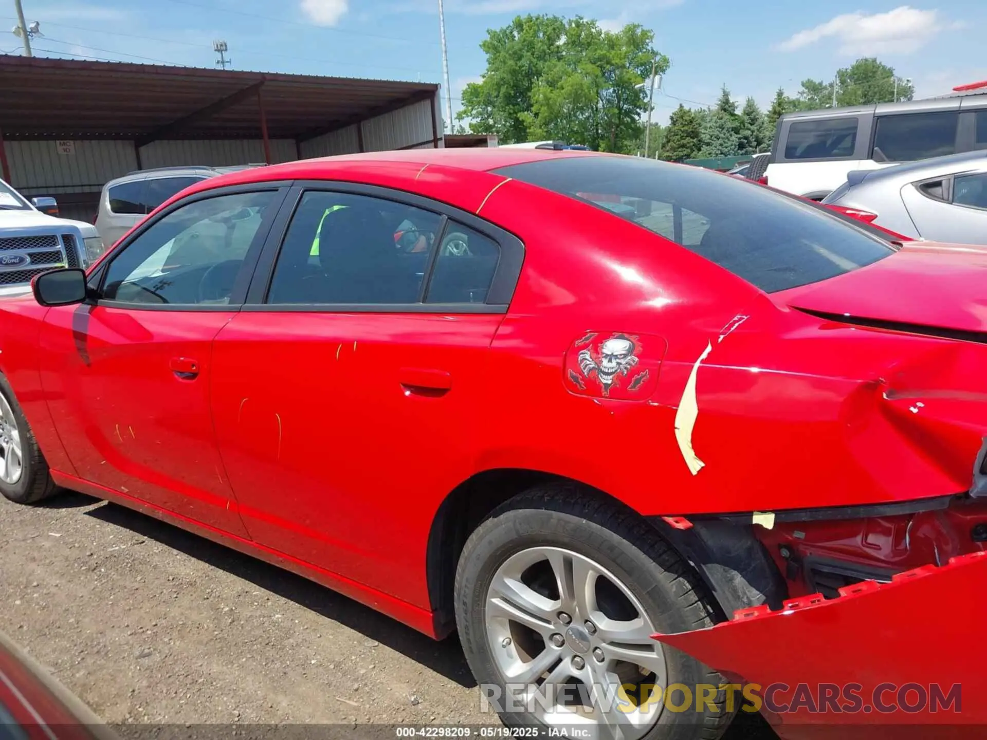 14 Photograph of a damaged car 2C3CDXBG7NH208047 DODGE CHARGER 2022
