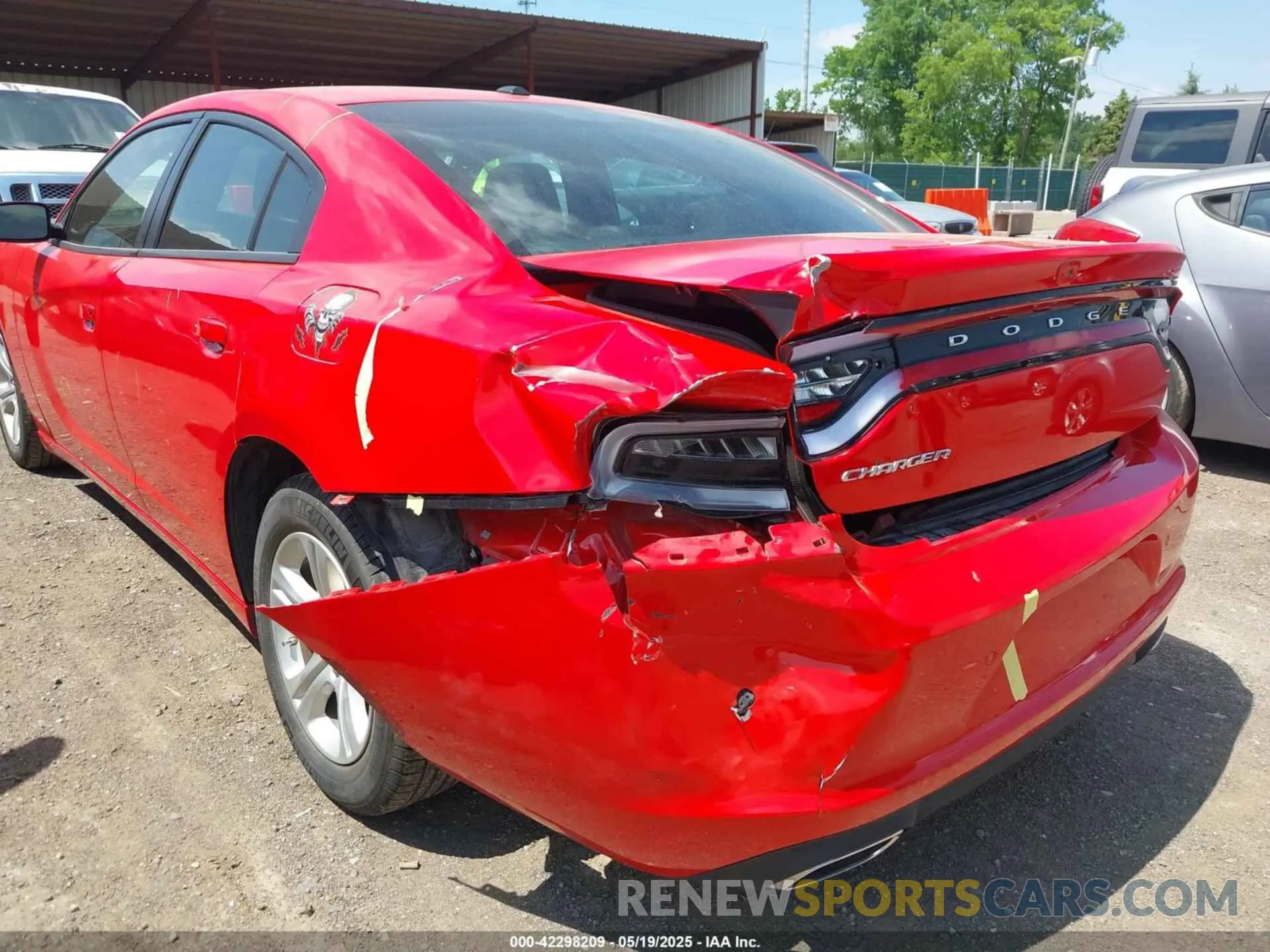 6 Photograph of a damaged car 2C3CDXBG7NH208047 DODGE CHARGER 2022